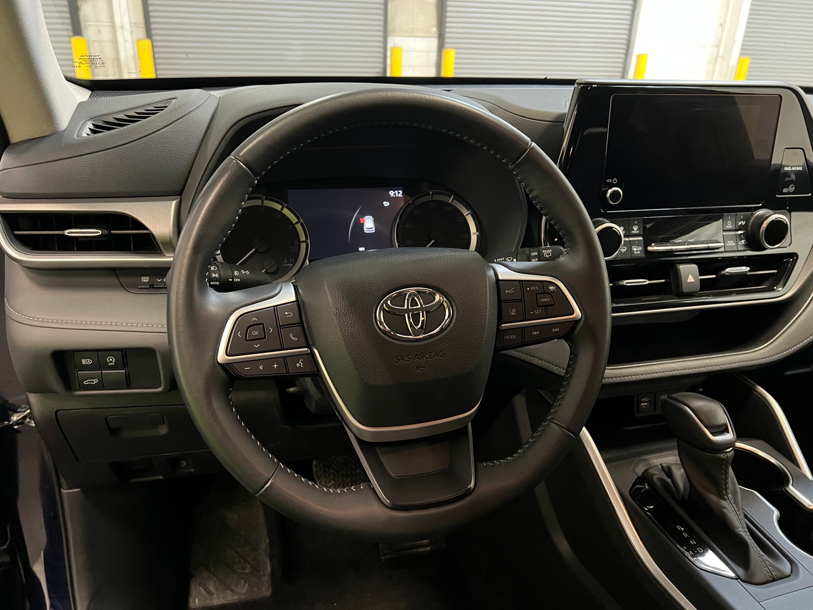 Thumbnail: 2025 Toyota Highlander - 5