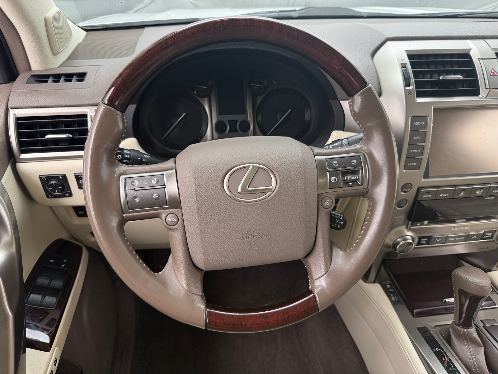 Thumbnail: 2018 Lexus GX - 4