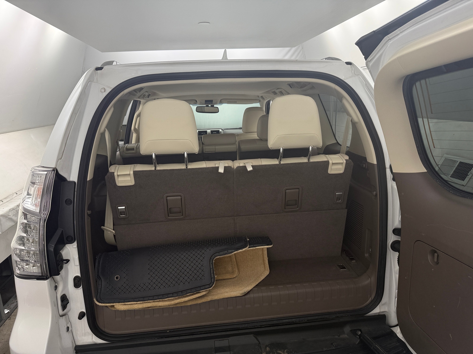 Thumbnail: 2018 Lexus GX - 6