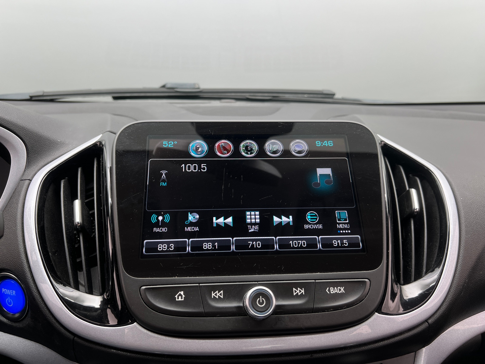 Thumbnail: 2018 Chevrolet Volt - 4