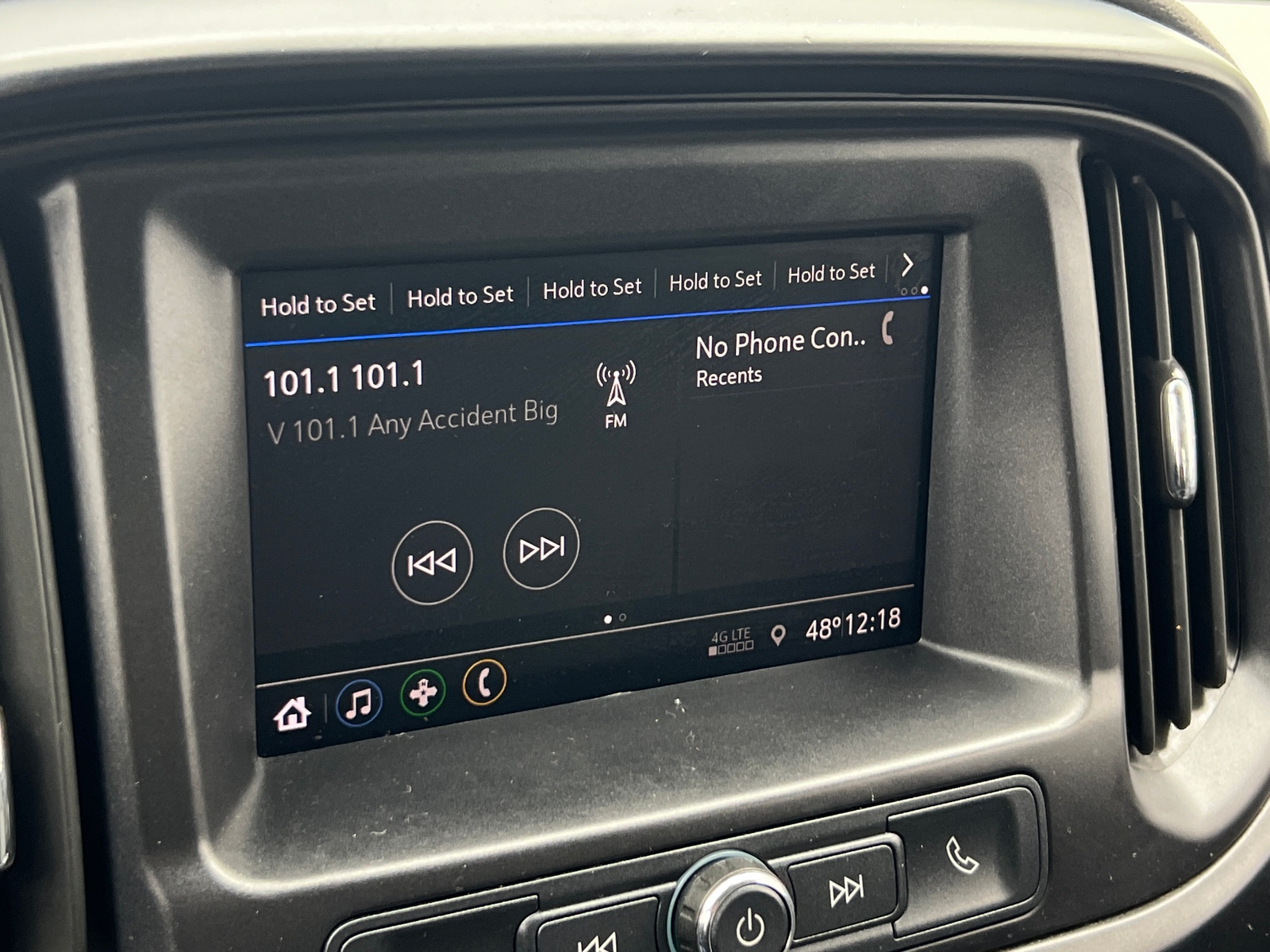 Thumbnail: 2021 Chevrolet Colorado - 4