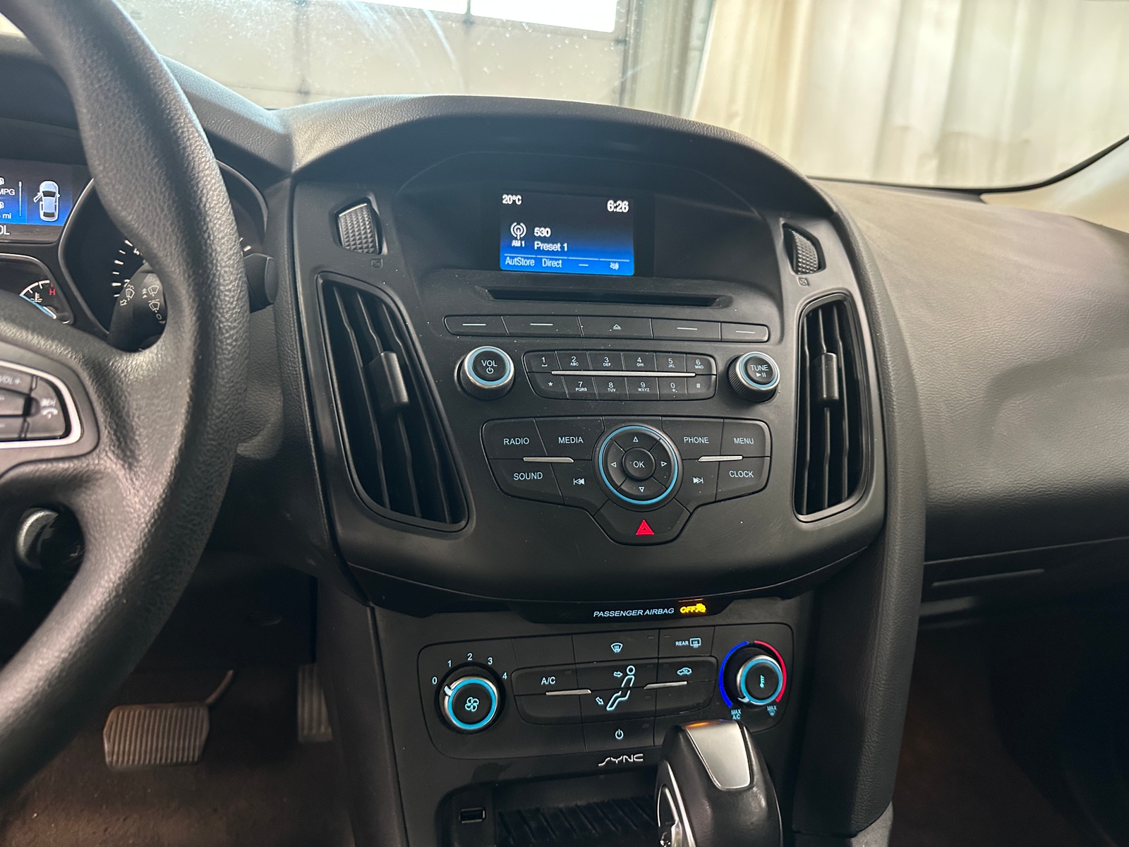 Thumbnail: 2015 Ford Focus - 4