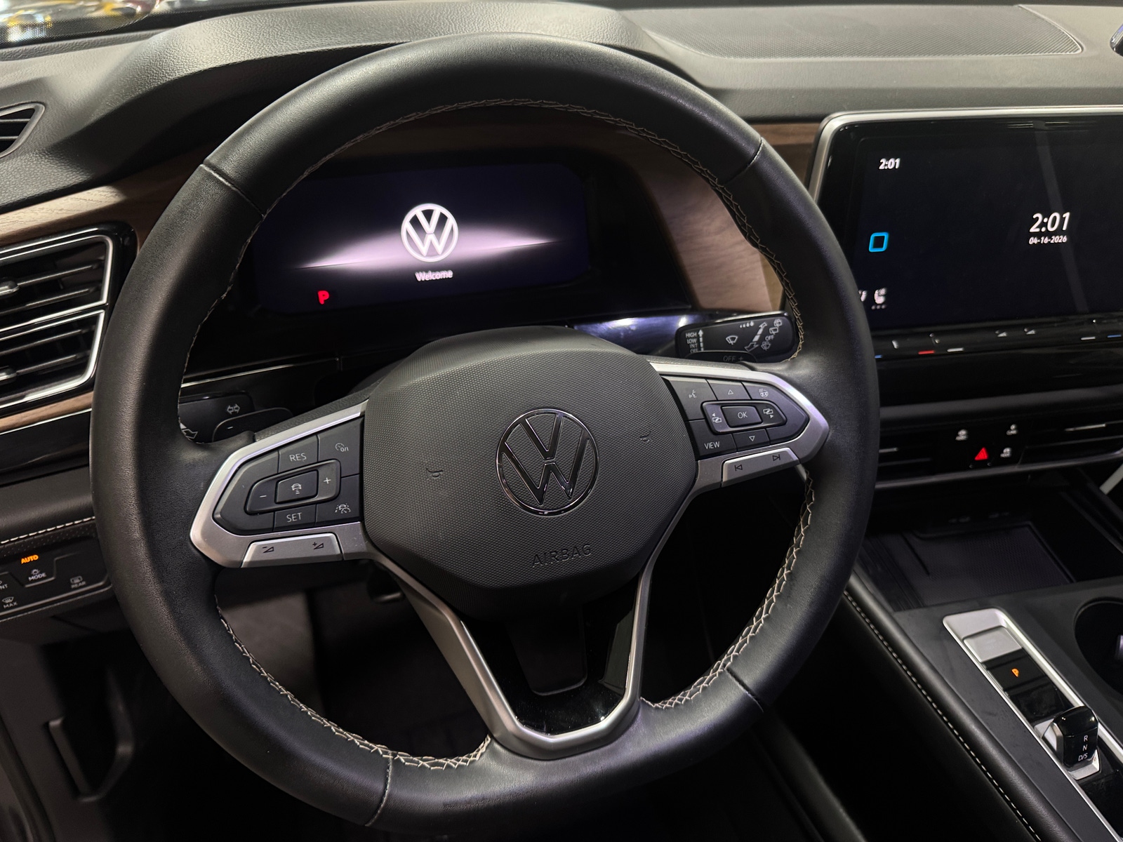 Thumbnail: 2025 Volkswagen Atlas - 4