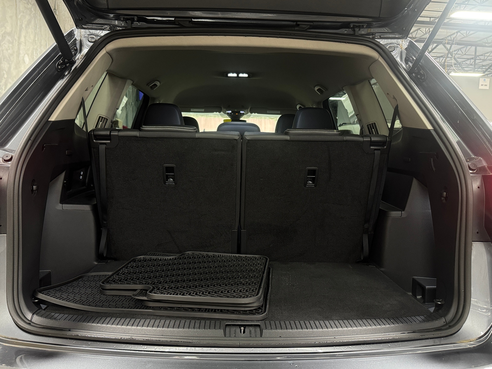 Thumbnail: 2025 Volkswagen Atlas - 6