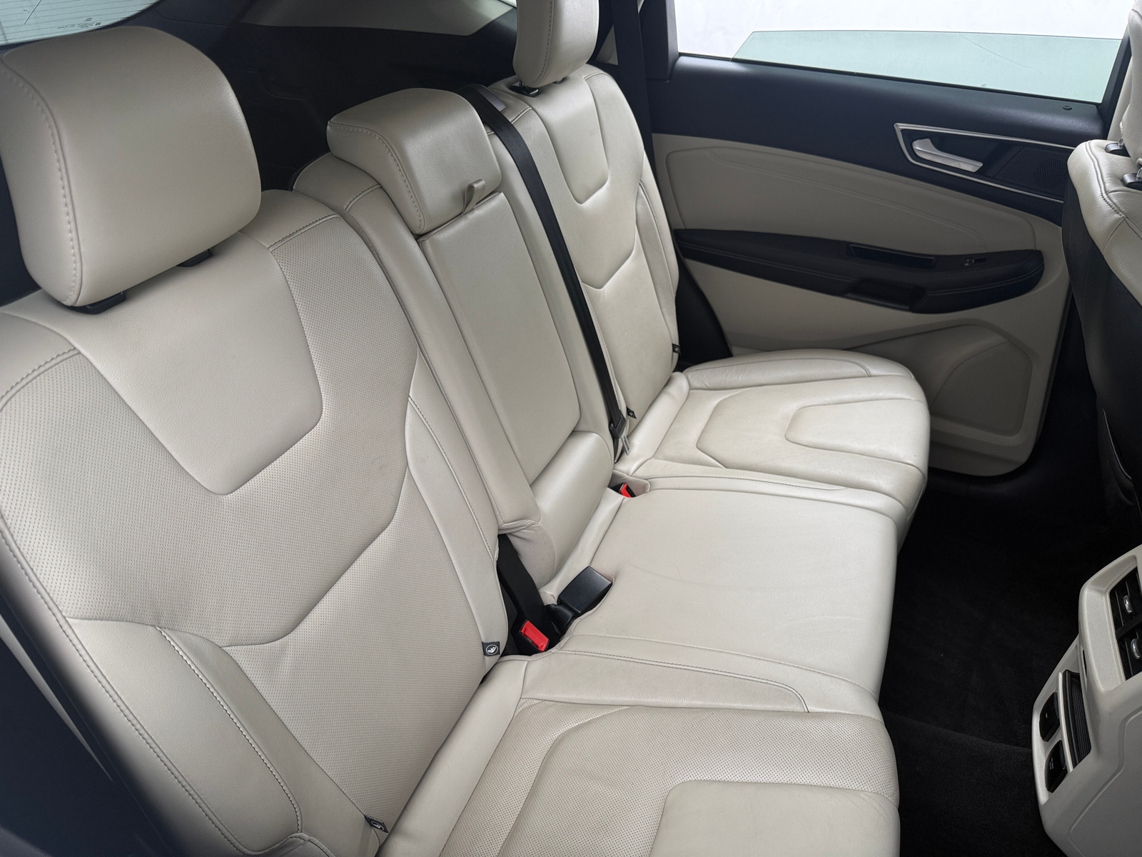 Thumbnail: 2019 Ford Edge - 5