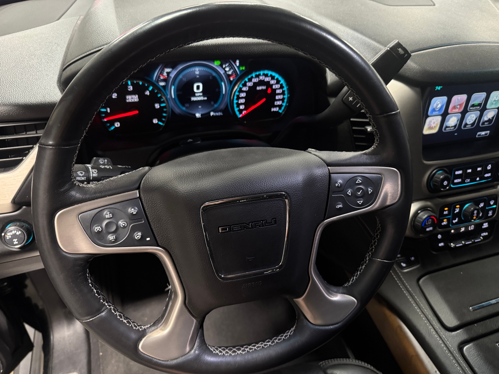 Thumbnail: 2019 GMC Yukon - 4