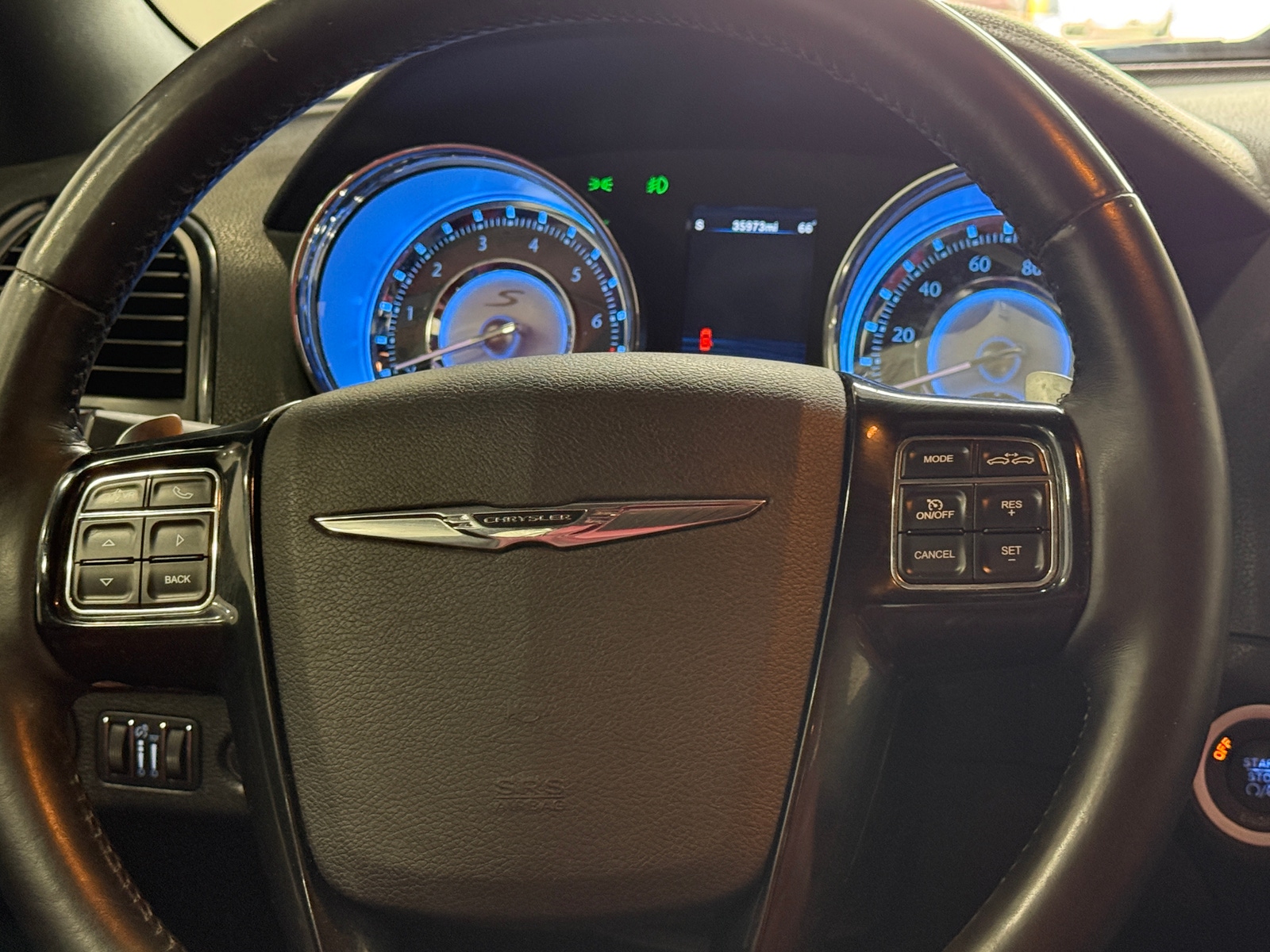 Thumbnail: 2012 Chrysler 300 - 4