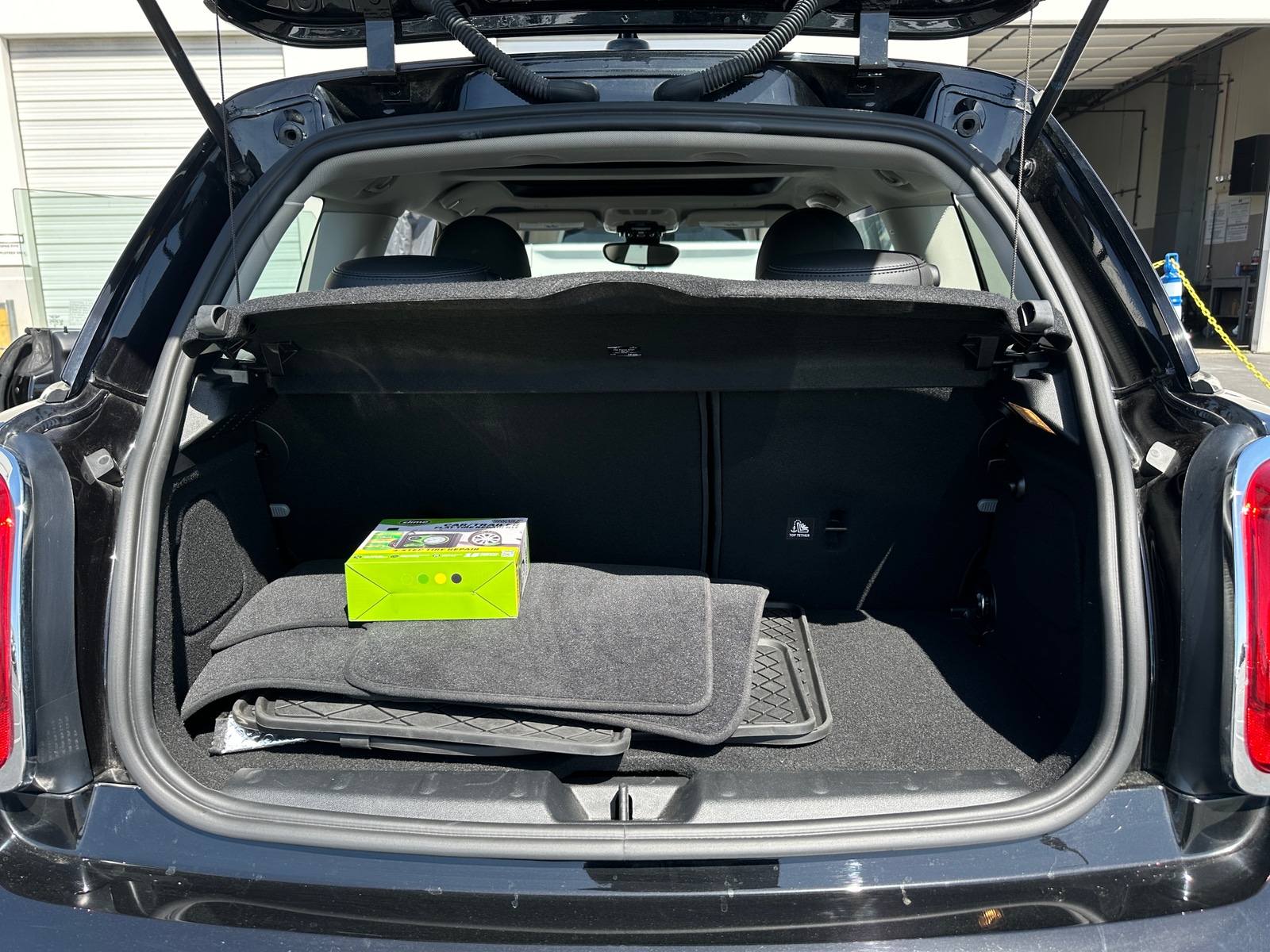 Thumbnail: 2022 MINI Cooper Hardtop - 6