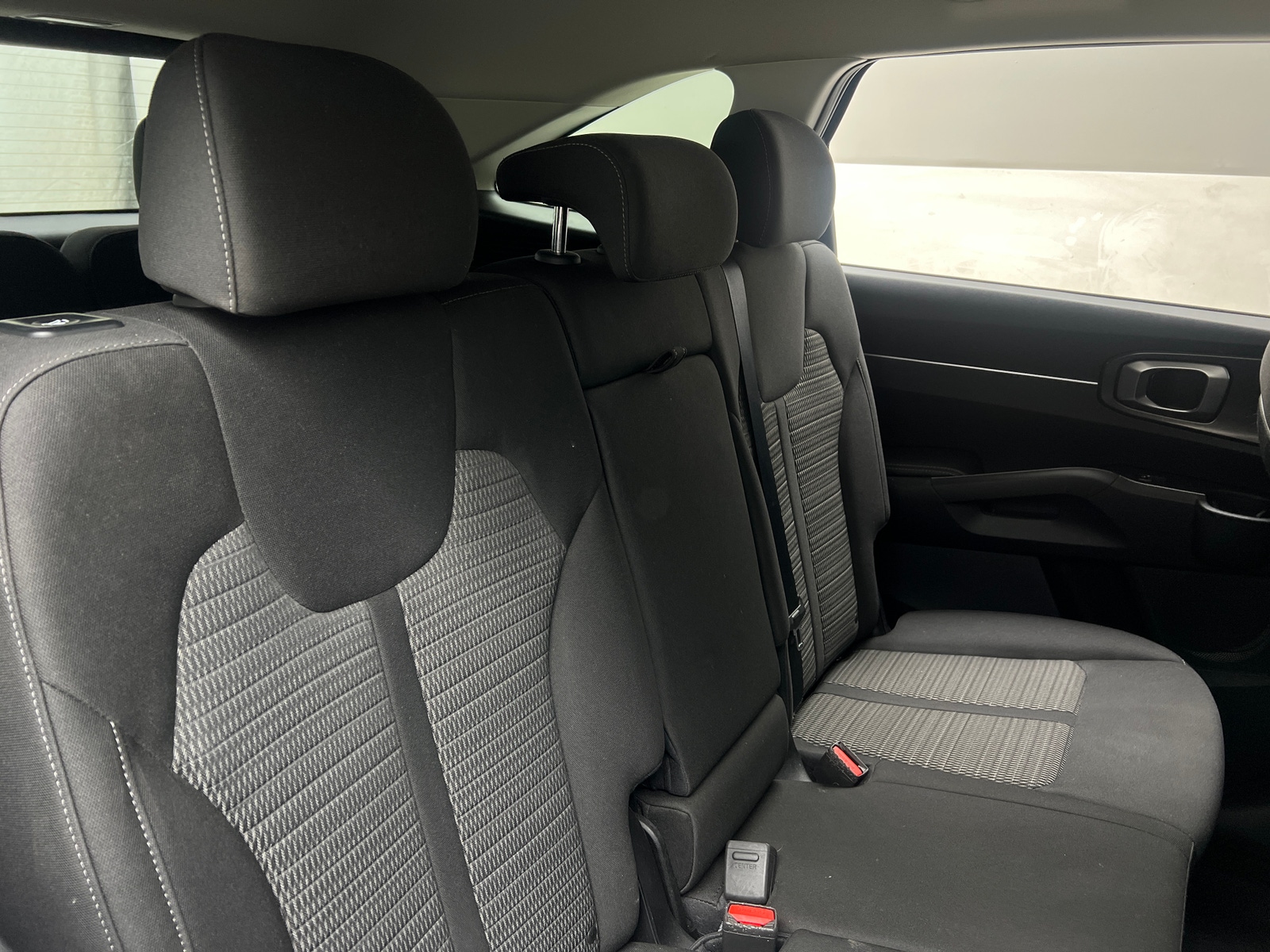Thumbnail: 2023 Kia Sorento - 6