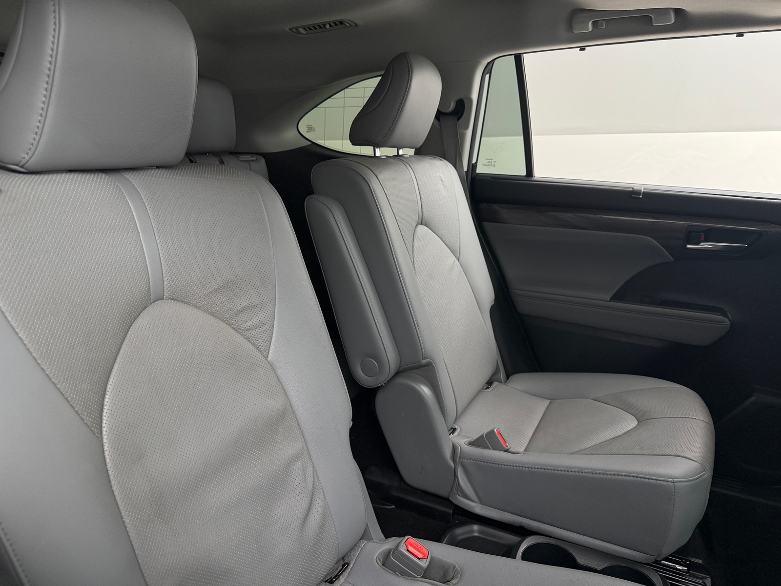 Thumbnail: 2021 Toyota Highlander - 5