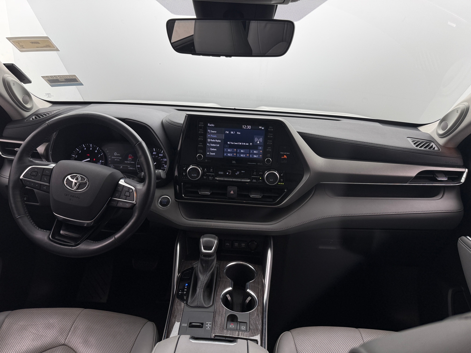 Thumbnail: 2021 Toyota Highlander - 2