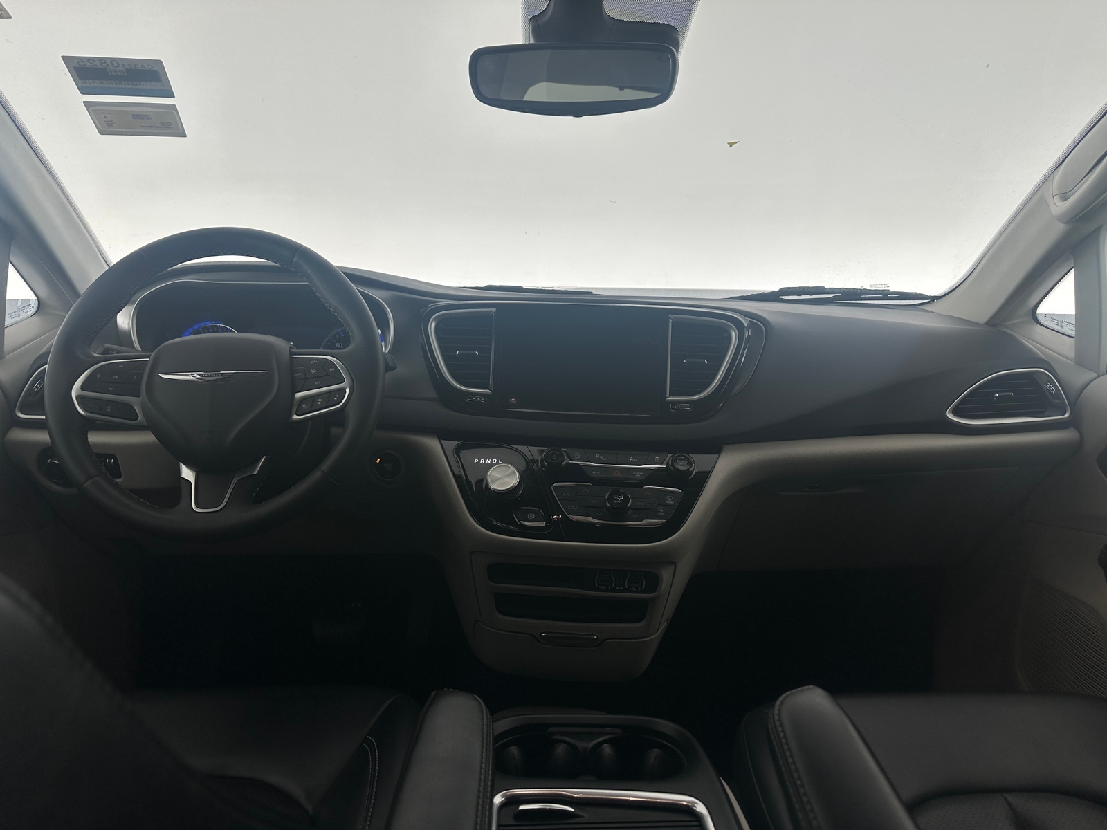 Thumbnail: 2023 Chrysler Pacifica - 2