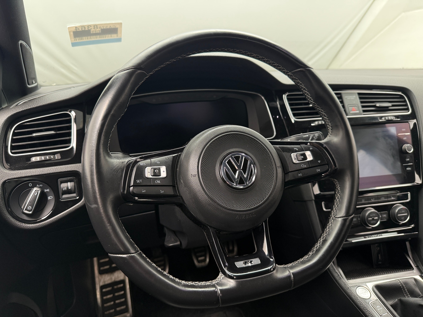 Thumbnail: 2018 Volkswagen Golf - 5