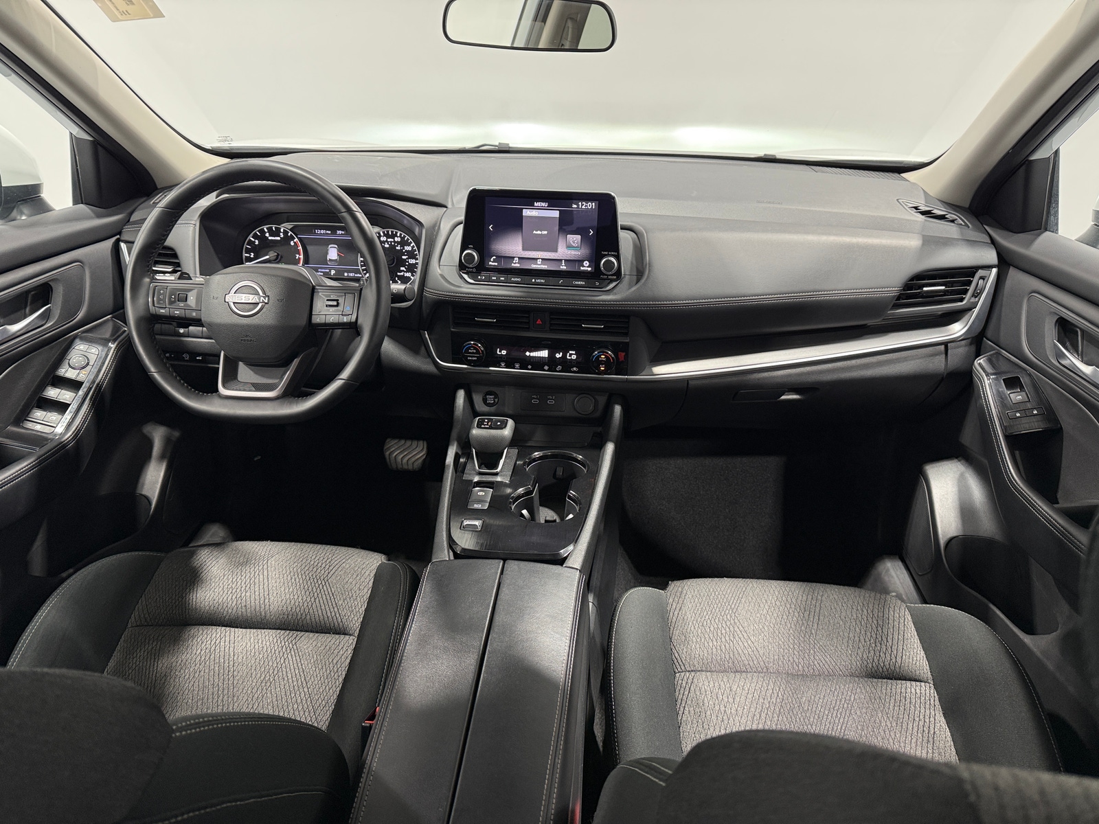 Thumbnail: 2025 Nissan Rogue - 3