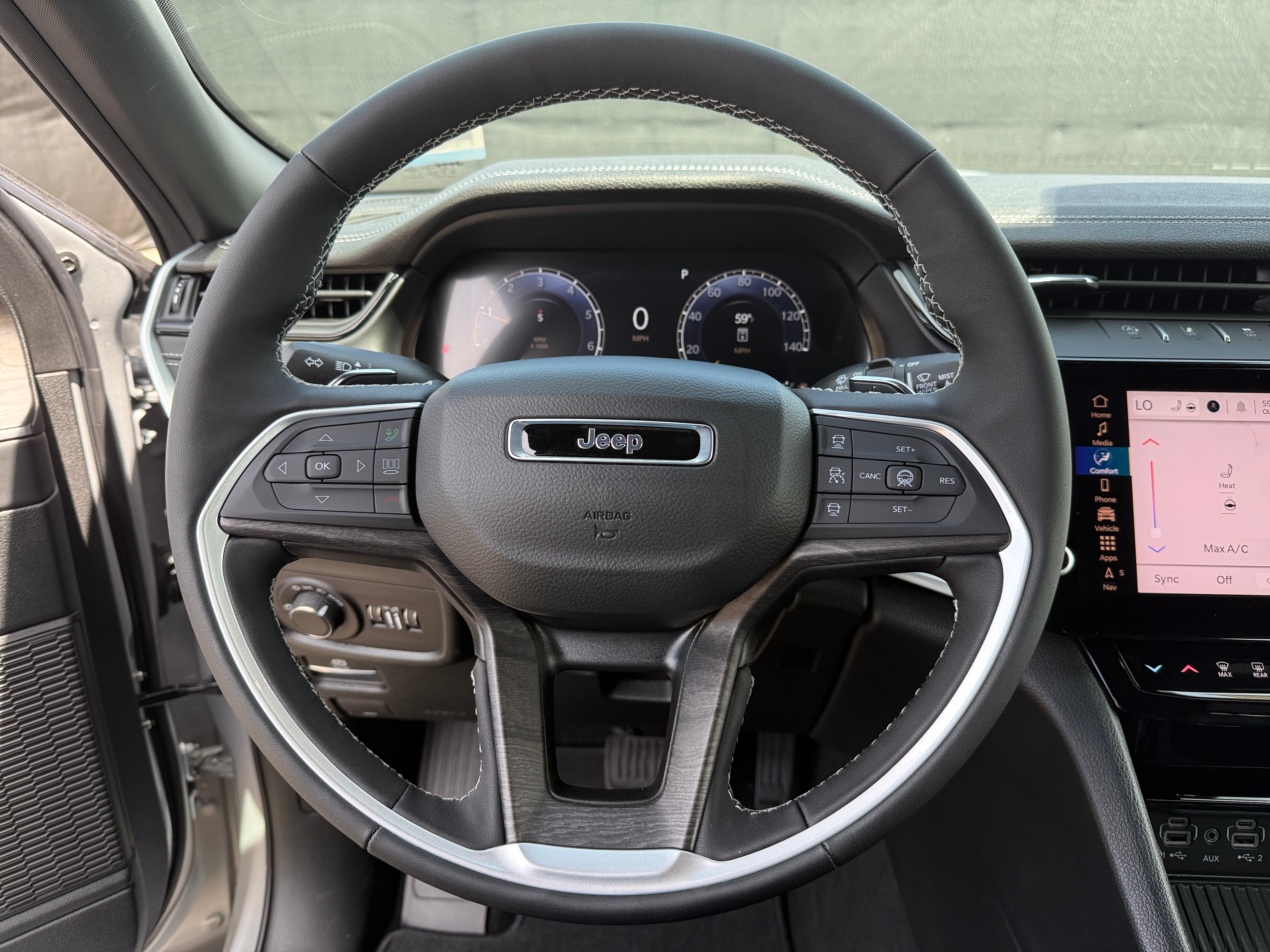 2026 Jeep Grand Cherokee Laredo - Photo 9
