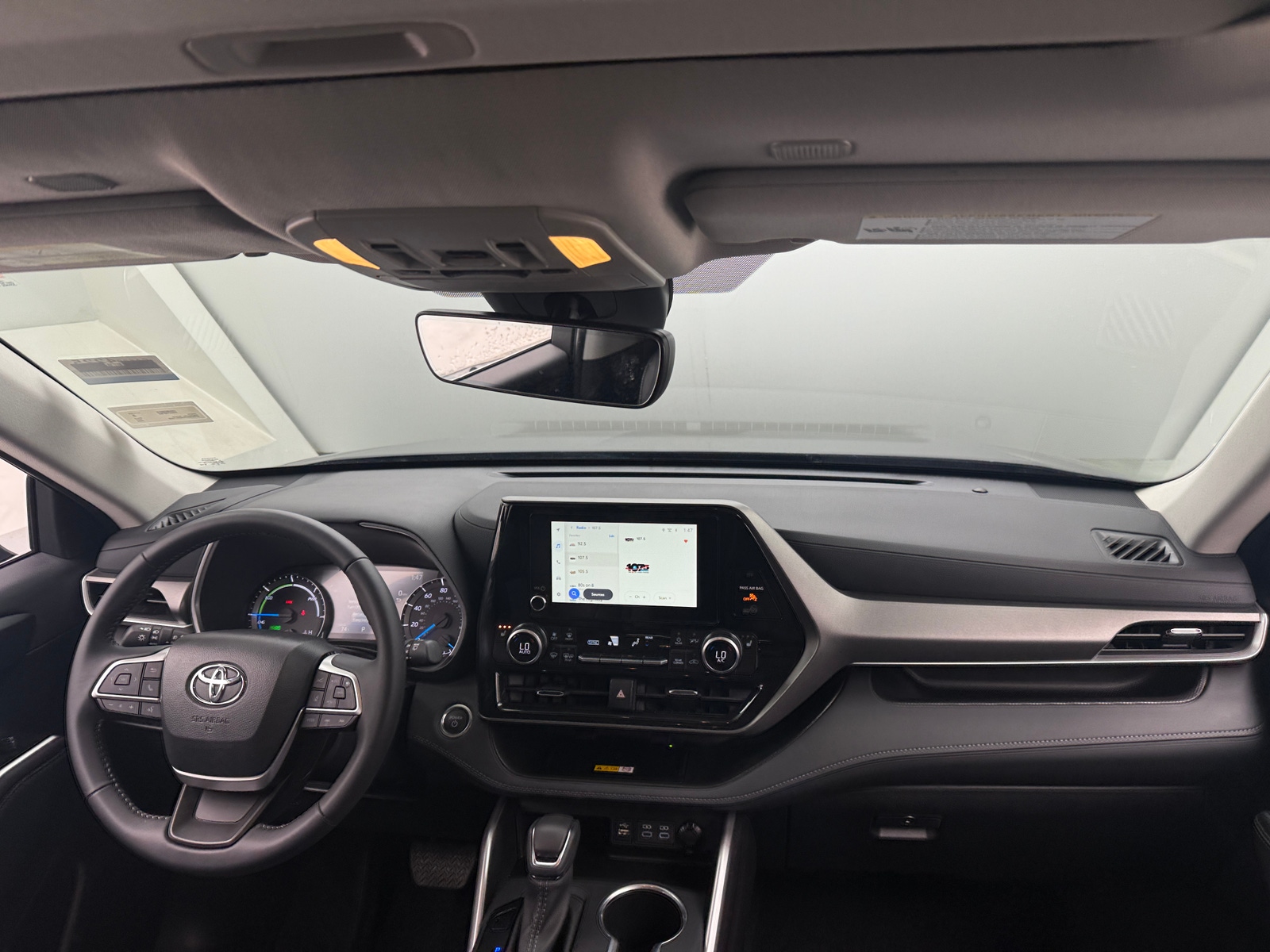 Thumbnail: 2025 Toyota Highlander - 2