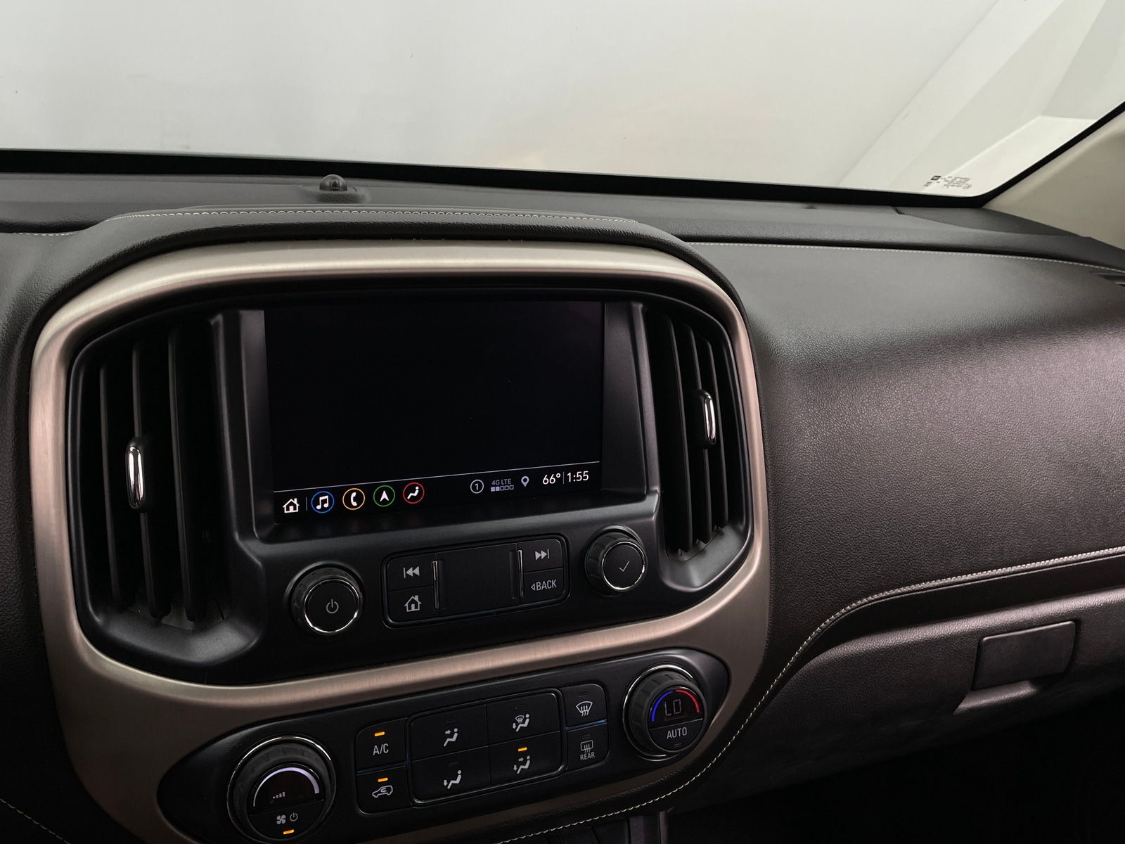 Thumbnail: 2019 GMC Canyon - 3