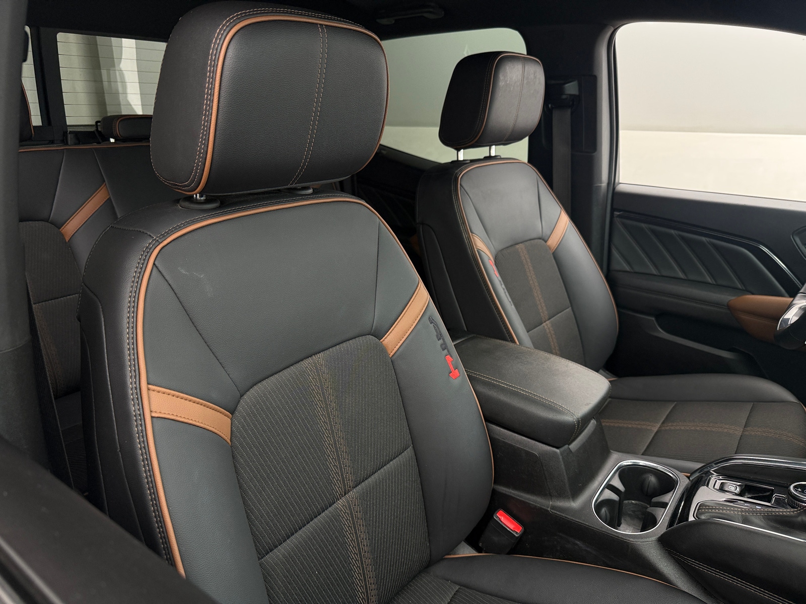 Thumbnail: 2023 GMC Canyon - 2