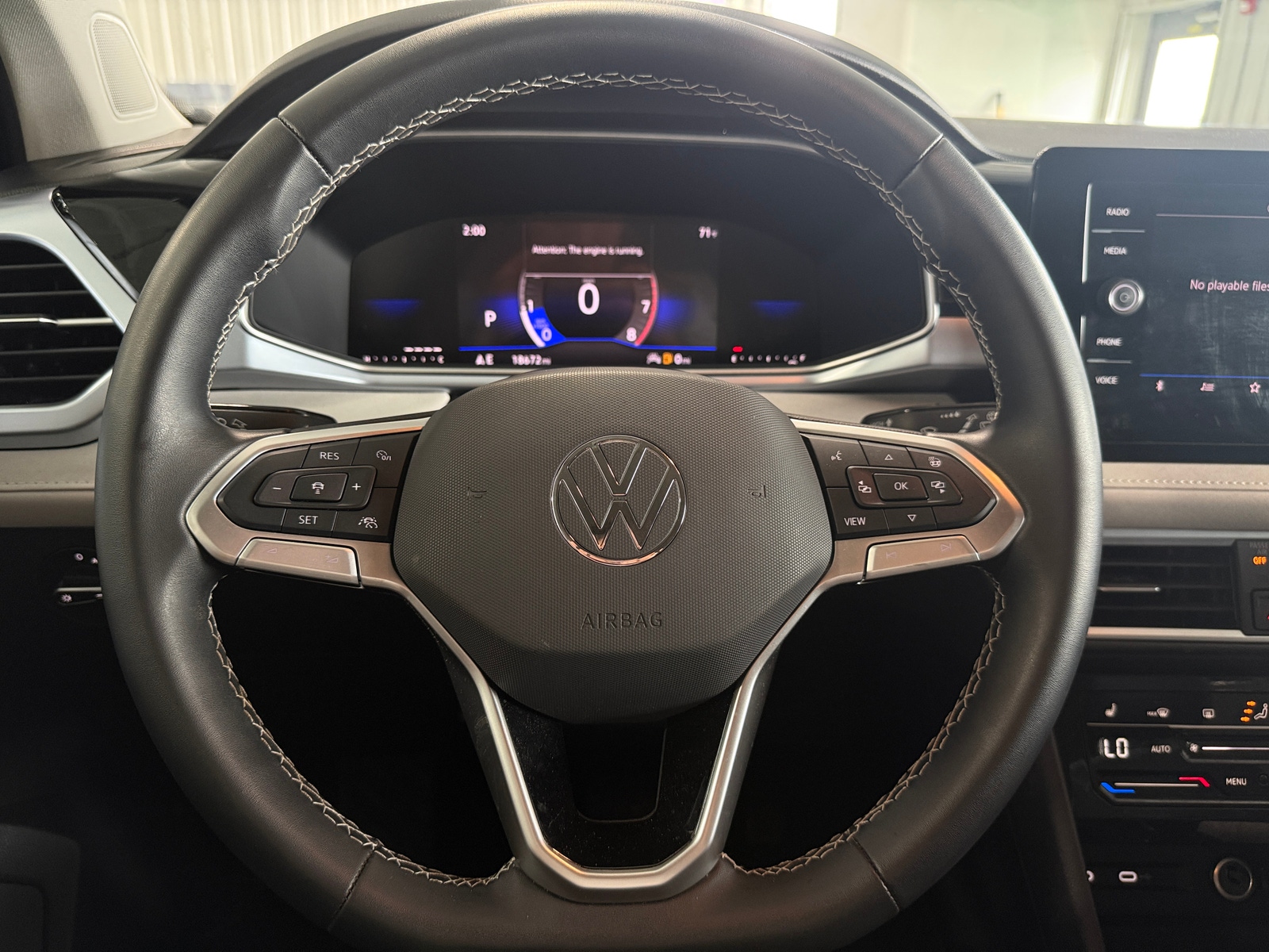 Thumbnail: 2025 Volkswagen Taos - 4