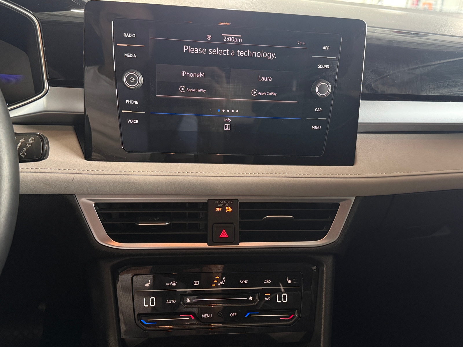 Thumbnail: 2025 Volkswagen Taos - 3