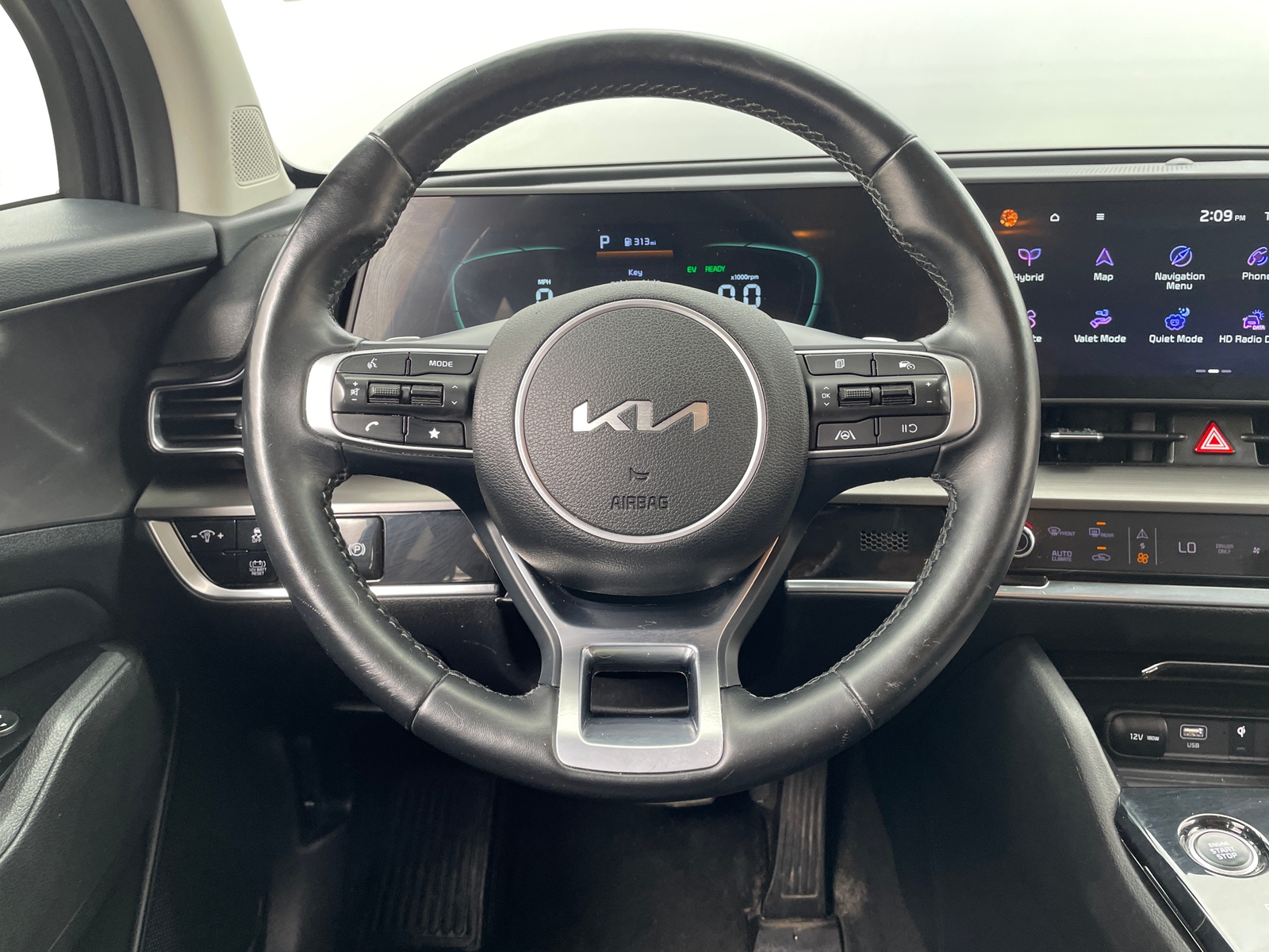 Thumbnail: 2023 Kia Sportage - 4