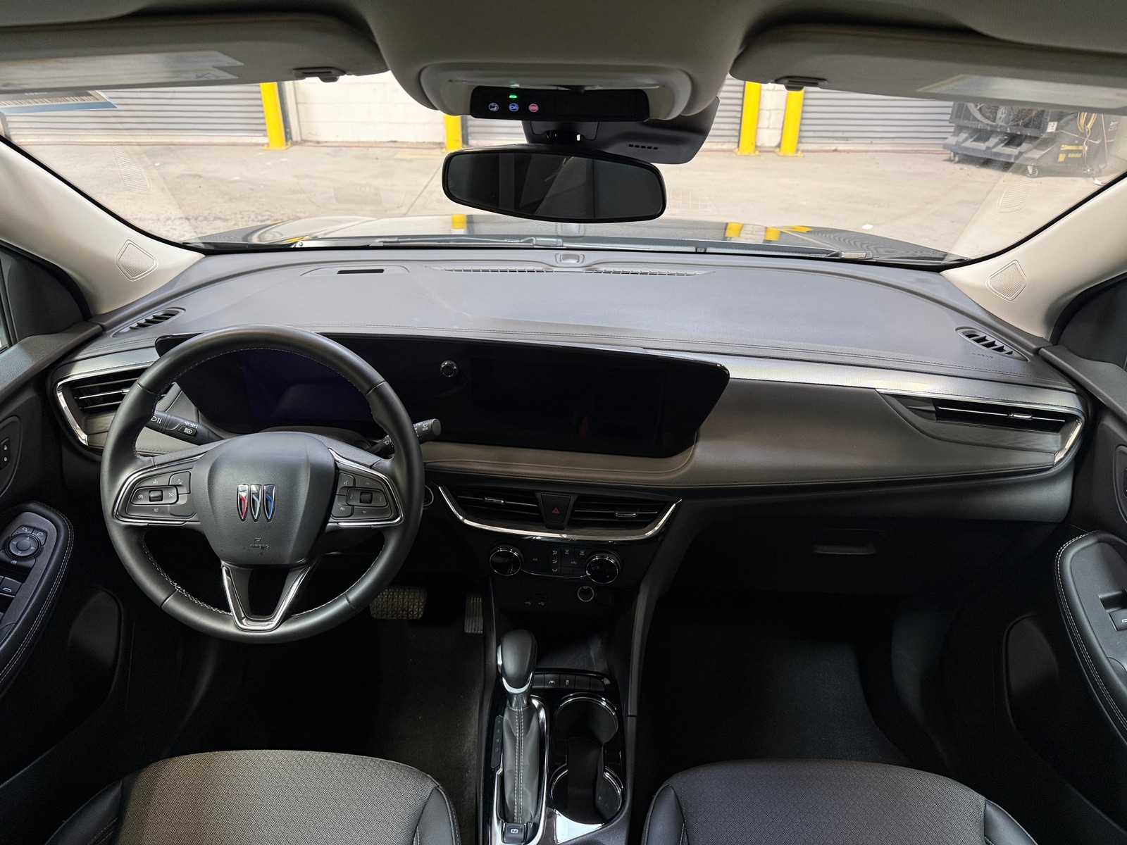 Thumbnail: 2025 Buick Encore GX - 2