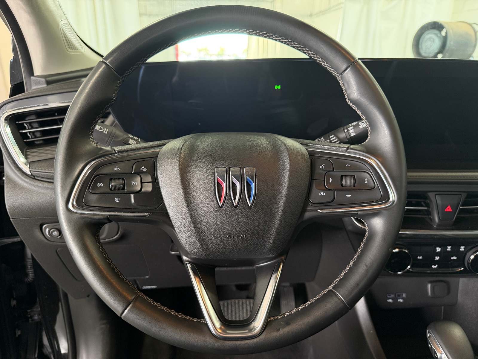 Thumbnail: 2025 Buick Encore GX - 4