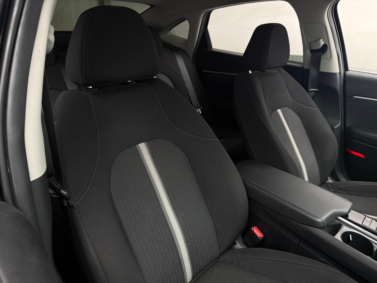 Thumbnail: 2023 Hyundai Sonata - 2