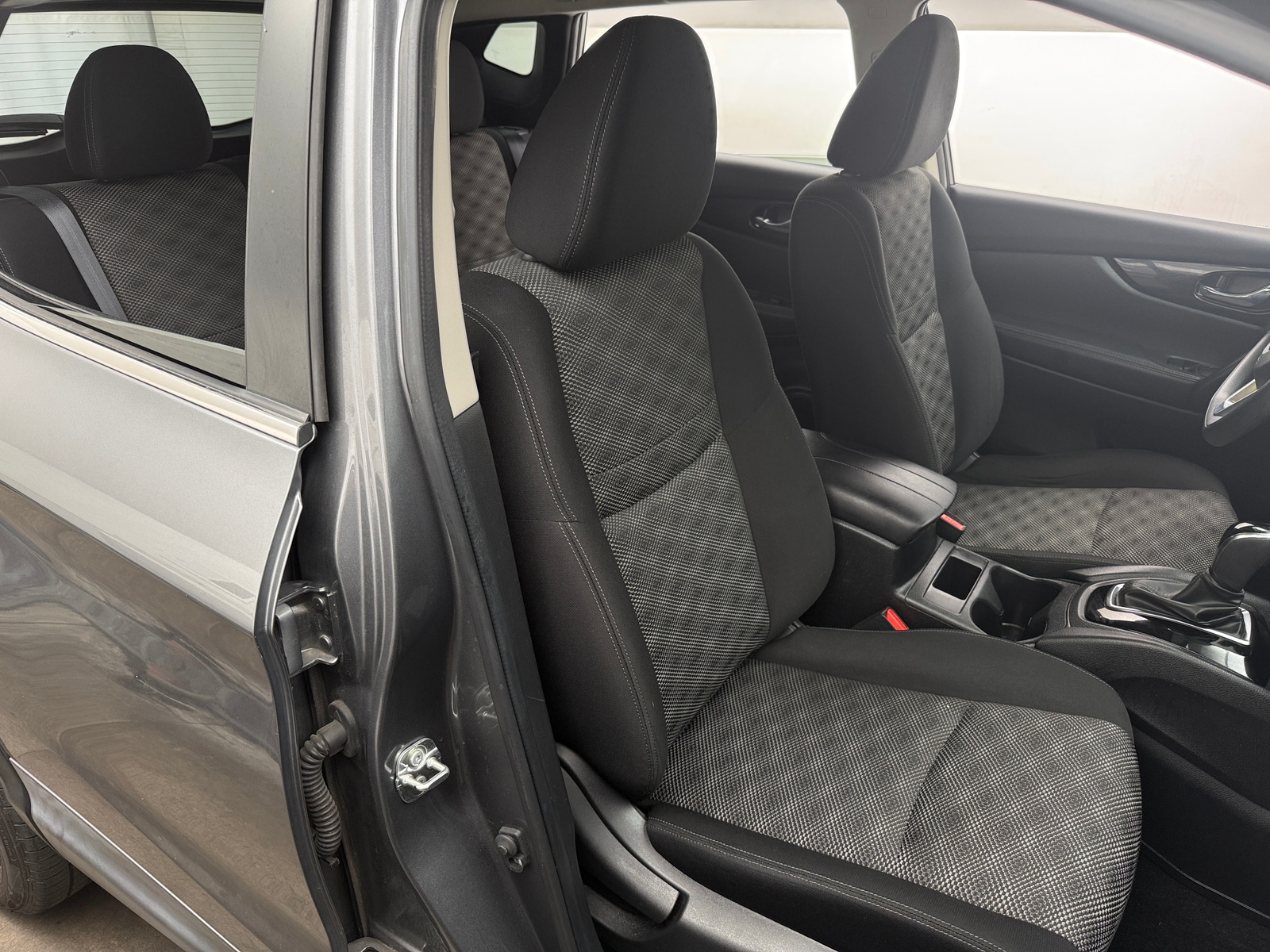 Thumbnail: 2019 Nissan Rogue Sport - 2