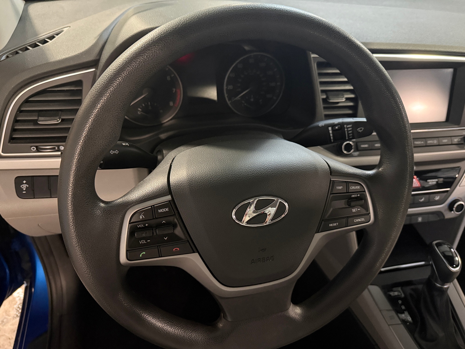 Thumbnail: 2017 Hyundai Elantra - 5