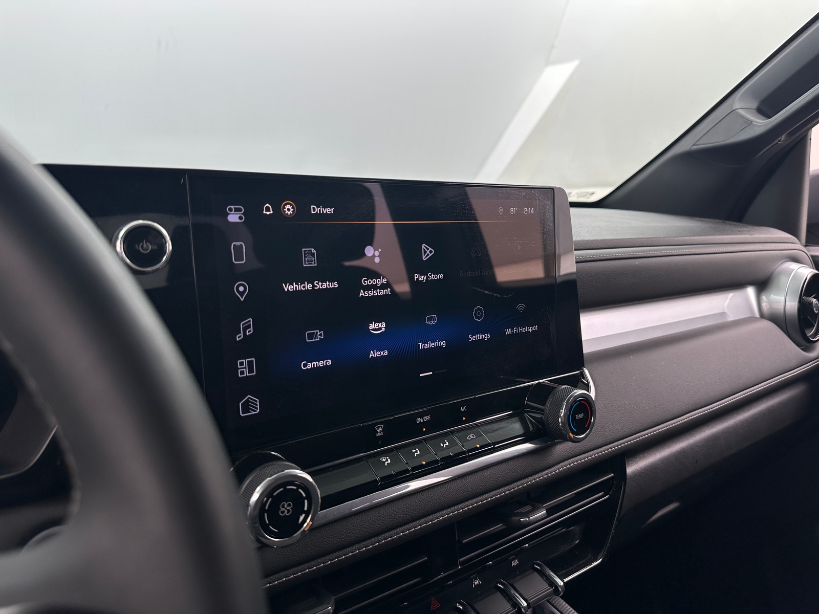 Thumbnail: 2024 Chevrolet Colorado - 4