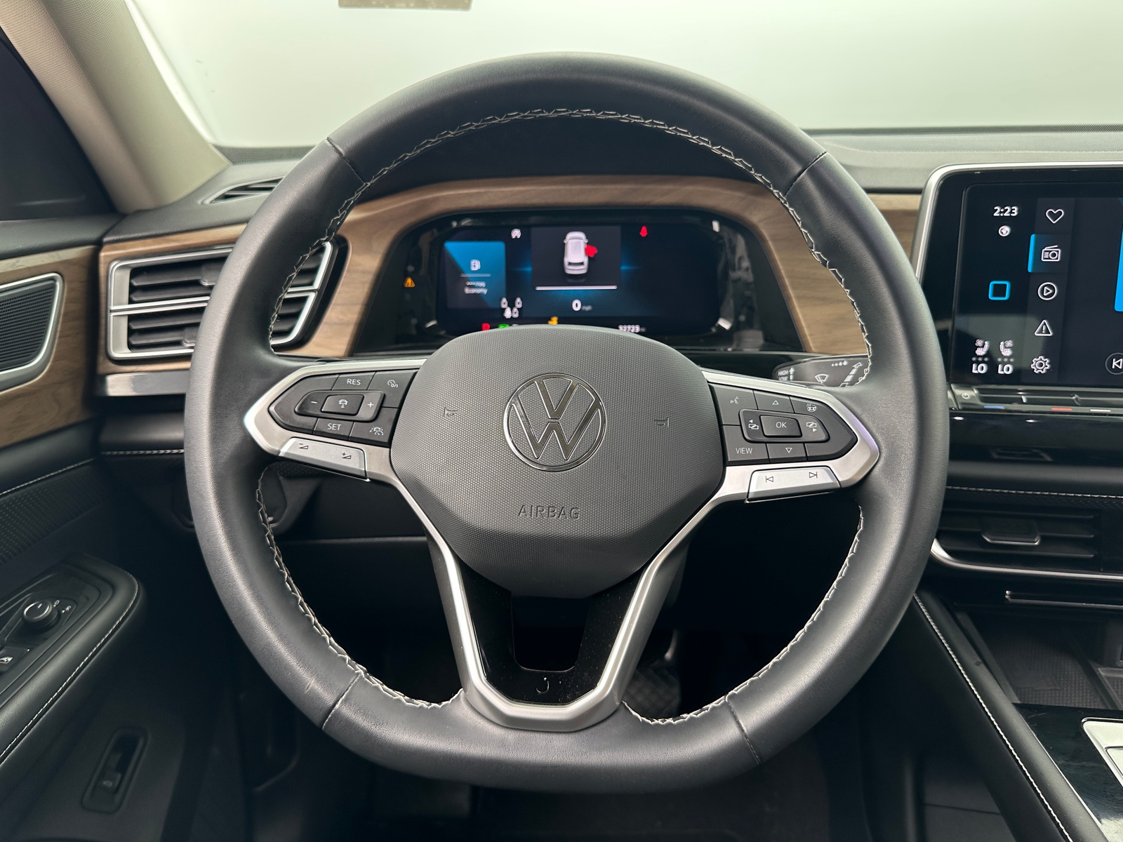 Thumbnail: 2024 Volkswagen Atlas - 4