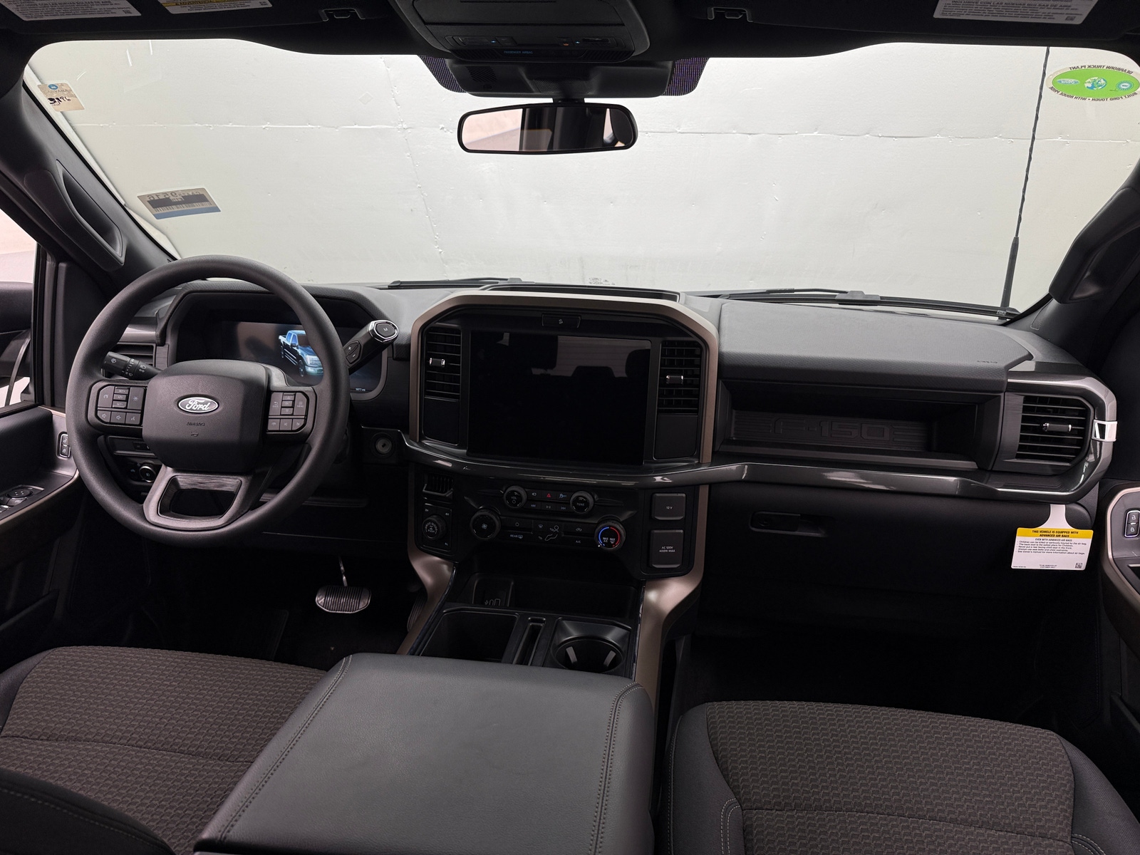 Thumbnail: 2025 Ford Econoline - 3