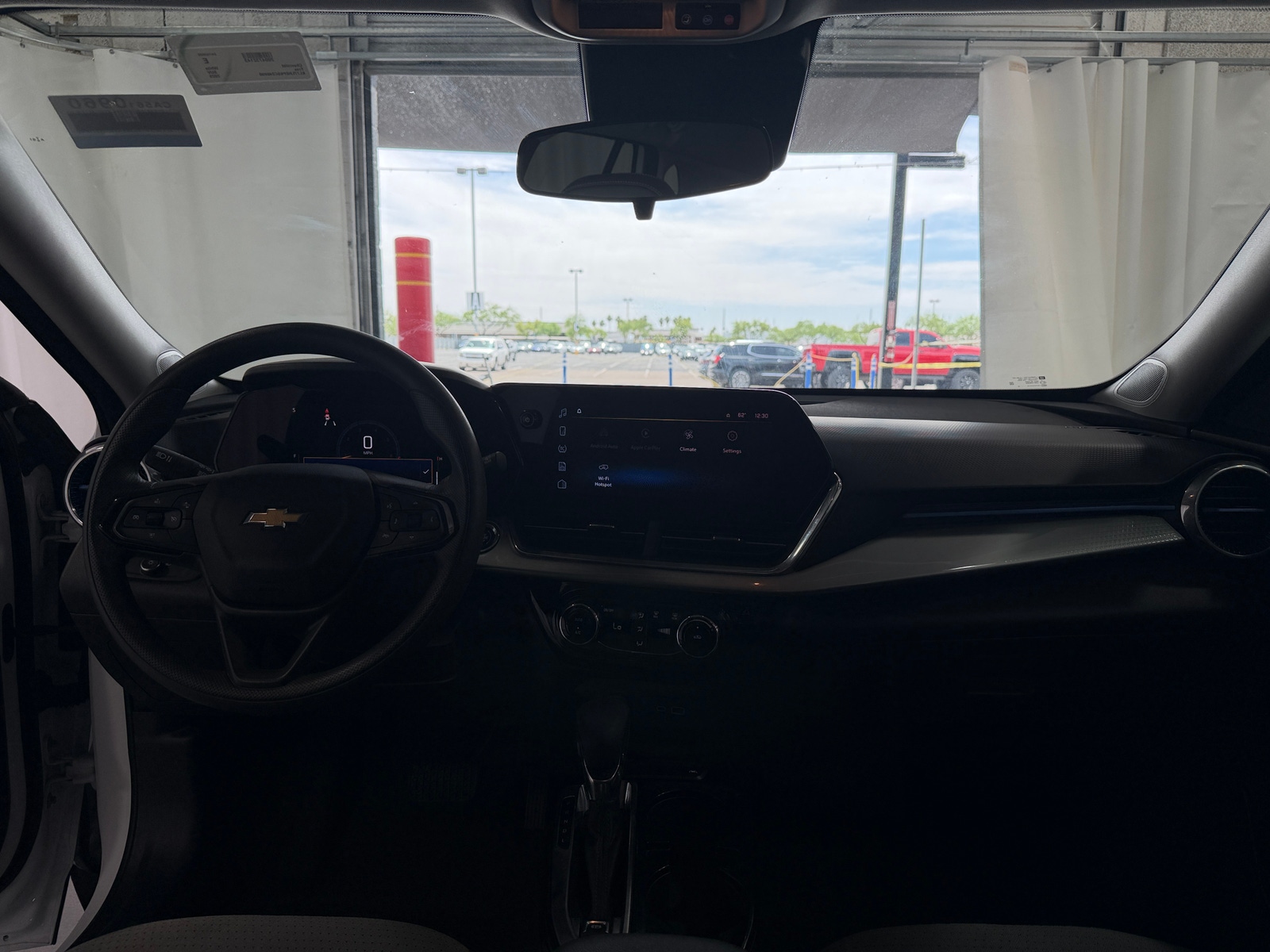 Thumbnail: 2025 Chevrolet Trax - 3