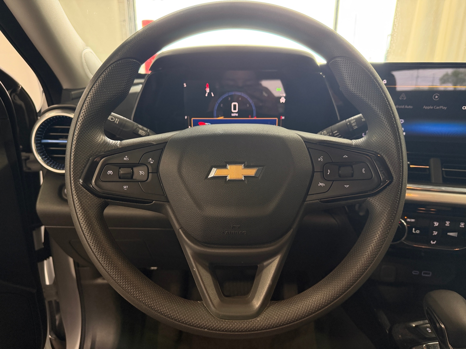 Thumbnail: 2025 Chevrolet Trax - 5