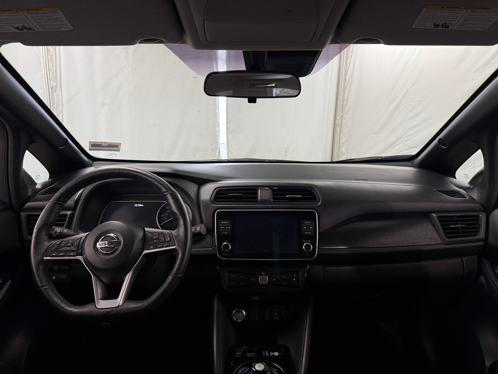 Thumbnail: 2020 Nissan Leaf - 3