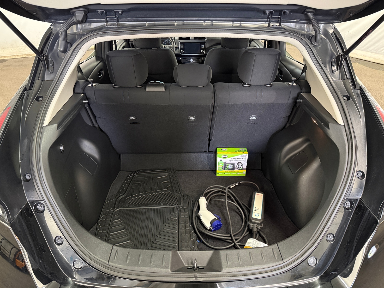 Thumbnail: 2020 Nissan Leaf - 7