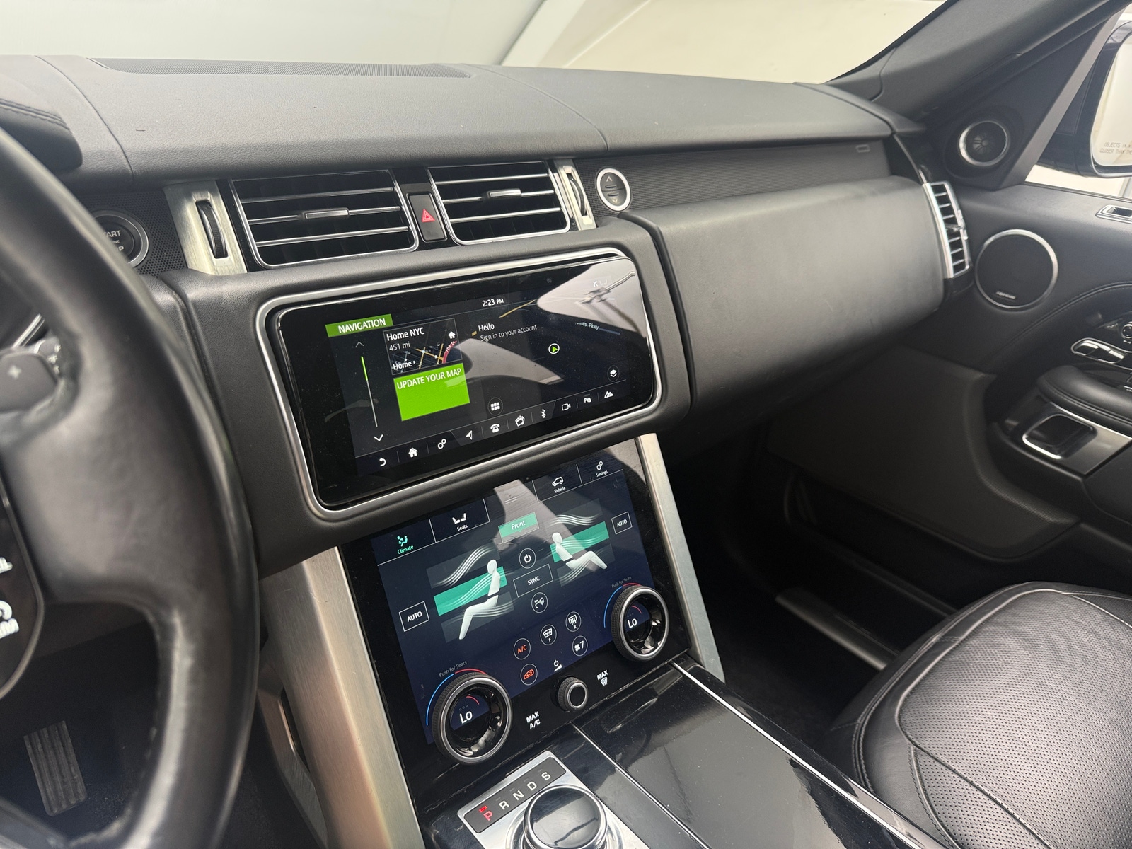 Thumbnail: 2019 Land Rover Range Rover - 3