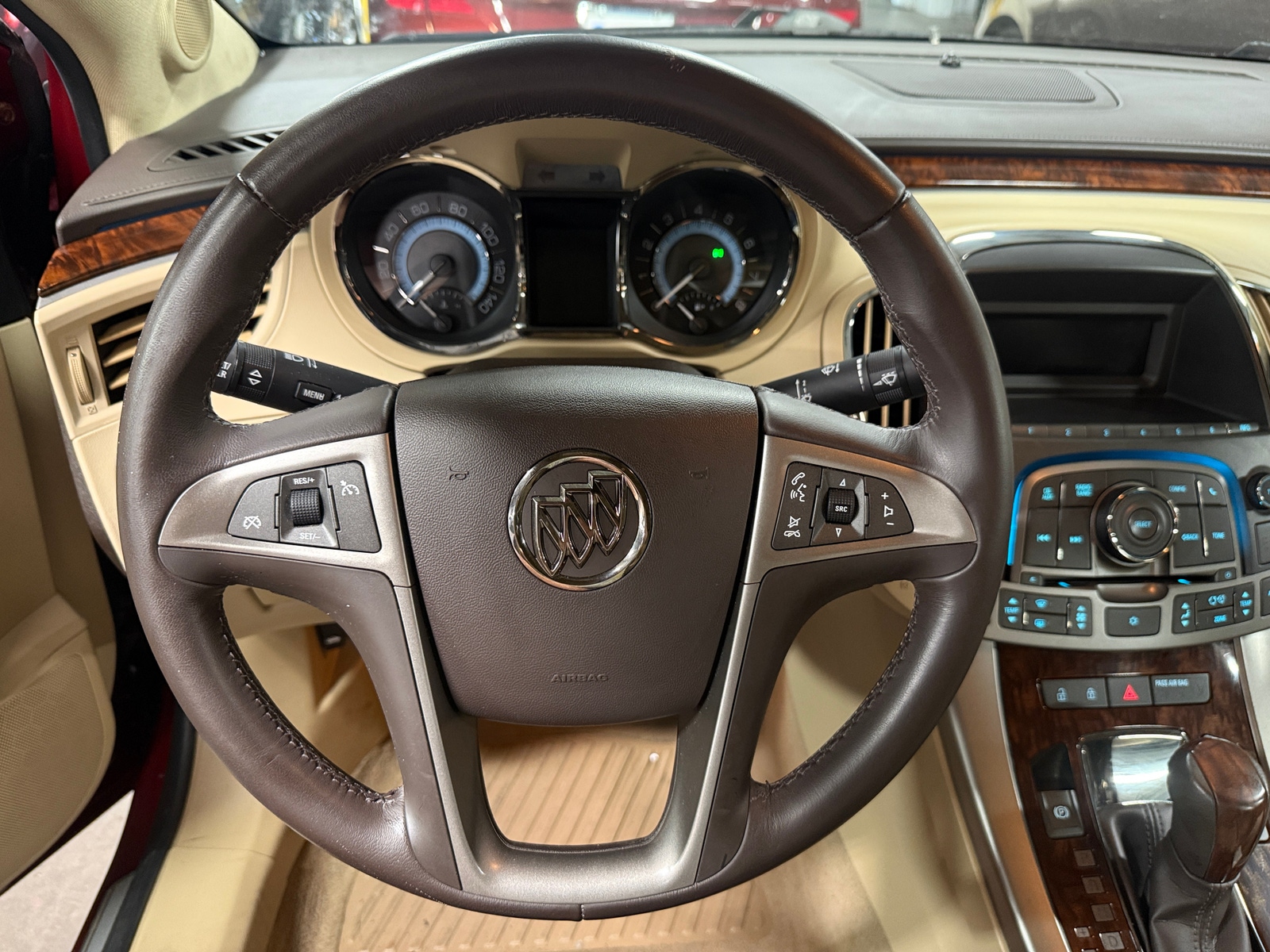 Thumbnail: 2011 Buick LaCrosse - 4