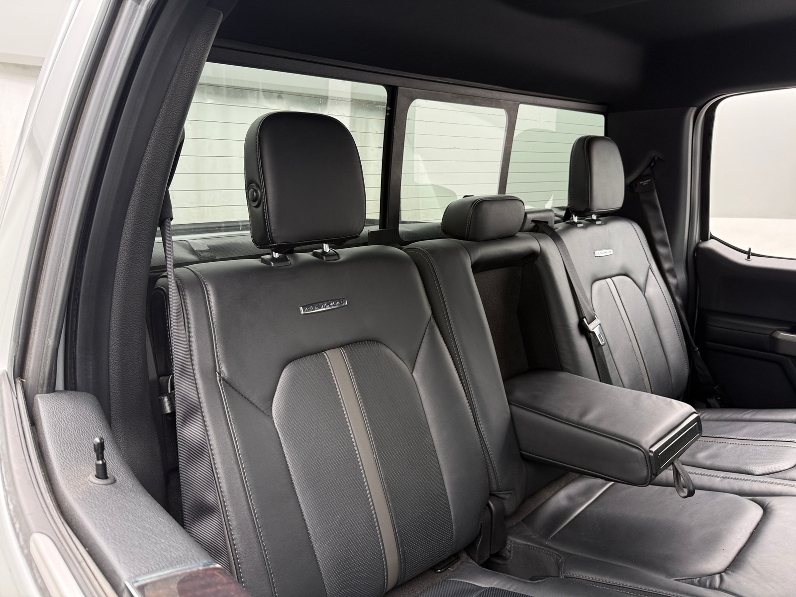 Thumbnail: 2015 Ford Econoline - 6