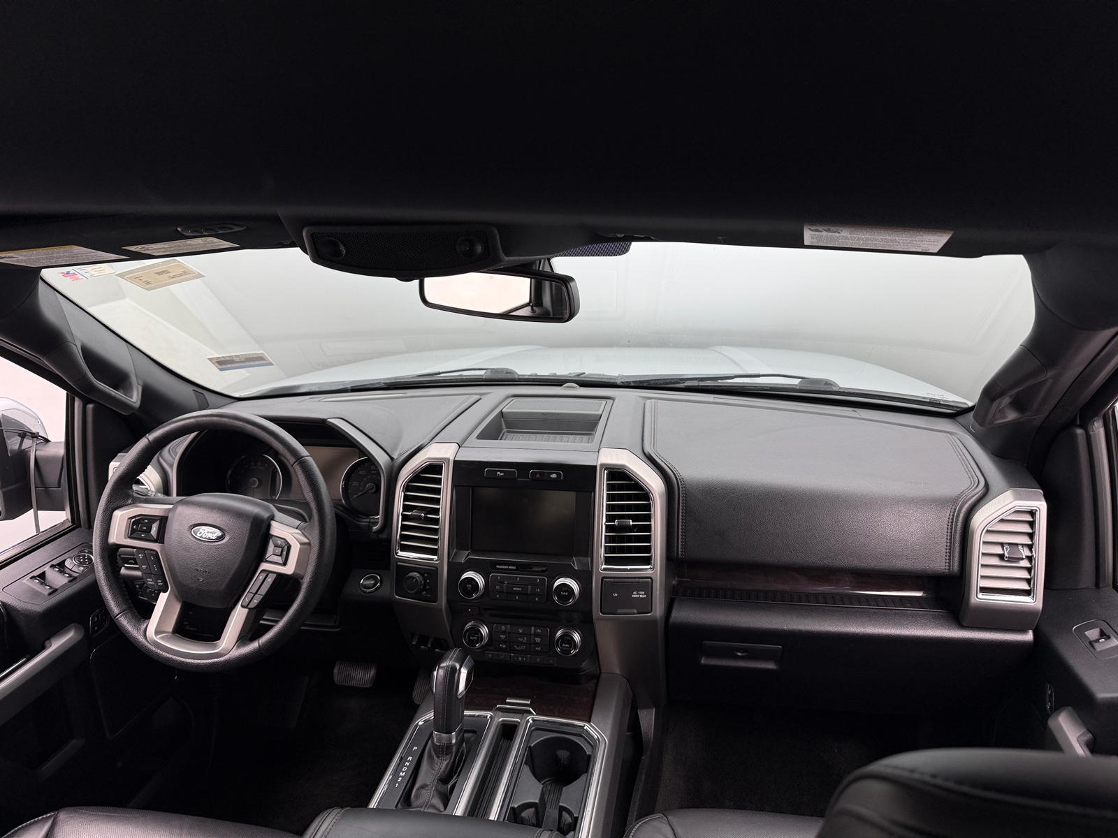 Thumbnail: 2015 Ford Econoline - 3