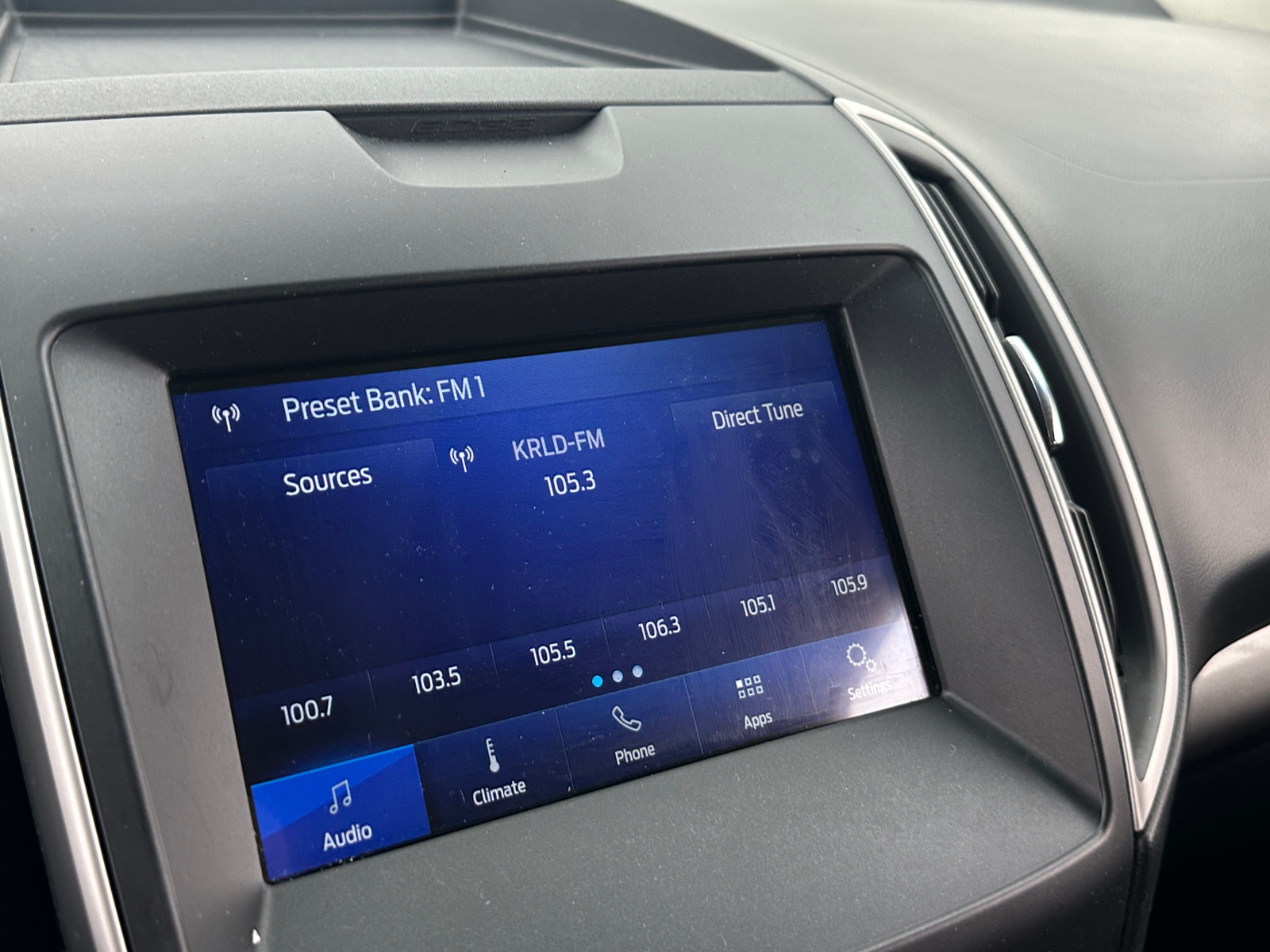 Thumbnail: 2020 Ford Edge - 3