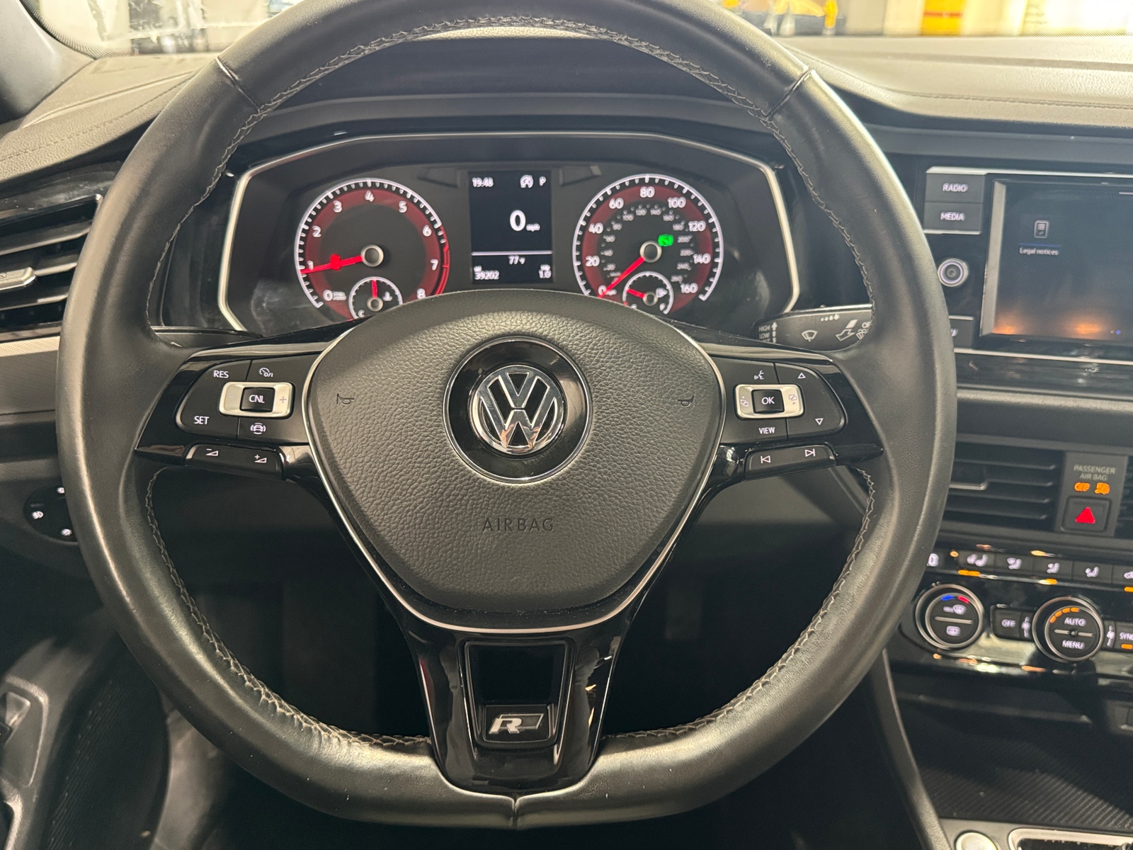 Thumbnail: 2020 Volkswagen Jetta - 4