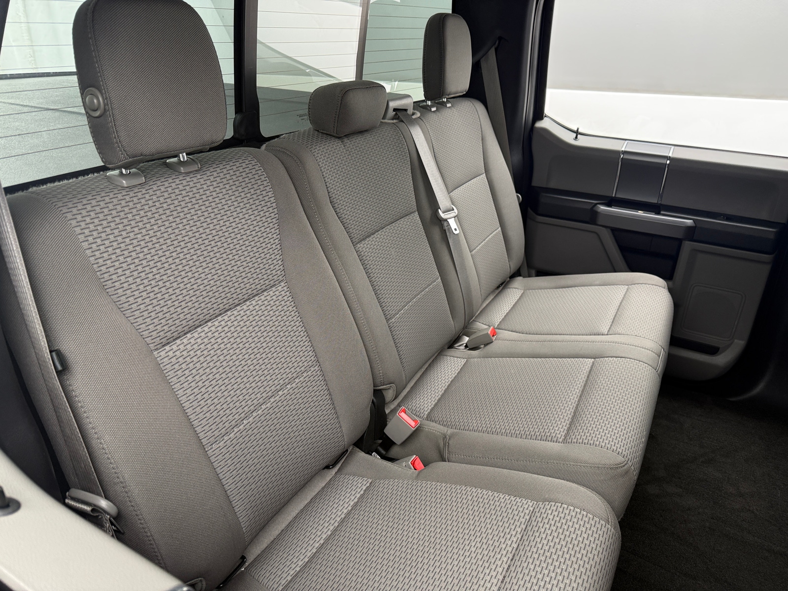 Thumbnail: 2018 Ford Econoline - 6