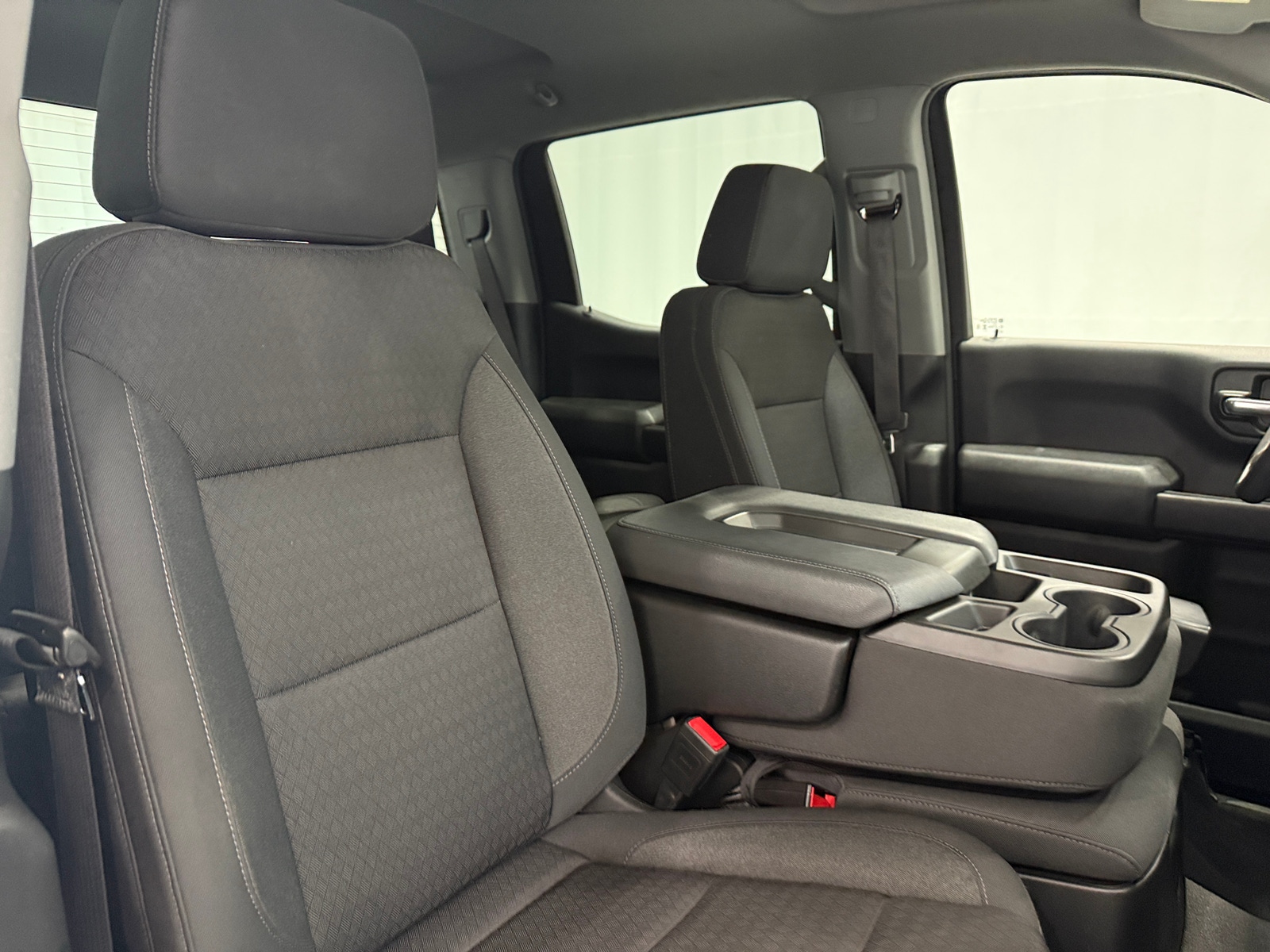 Thumbnail: 2024 Chevrolet Silverado 1500 - 2