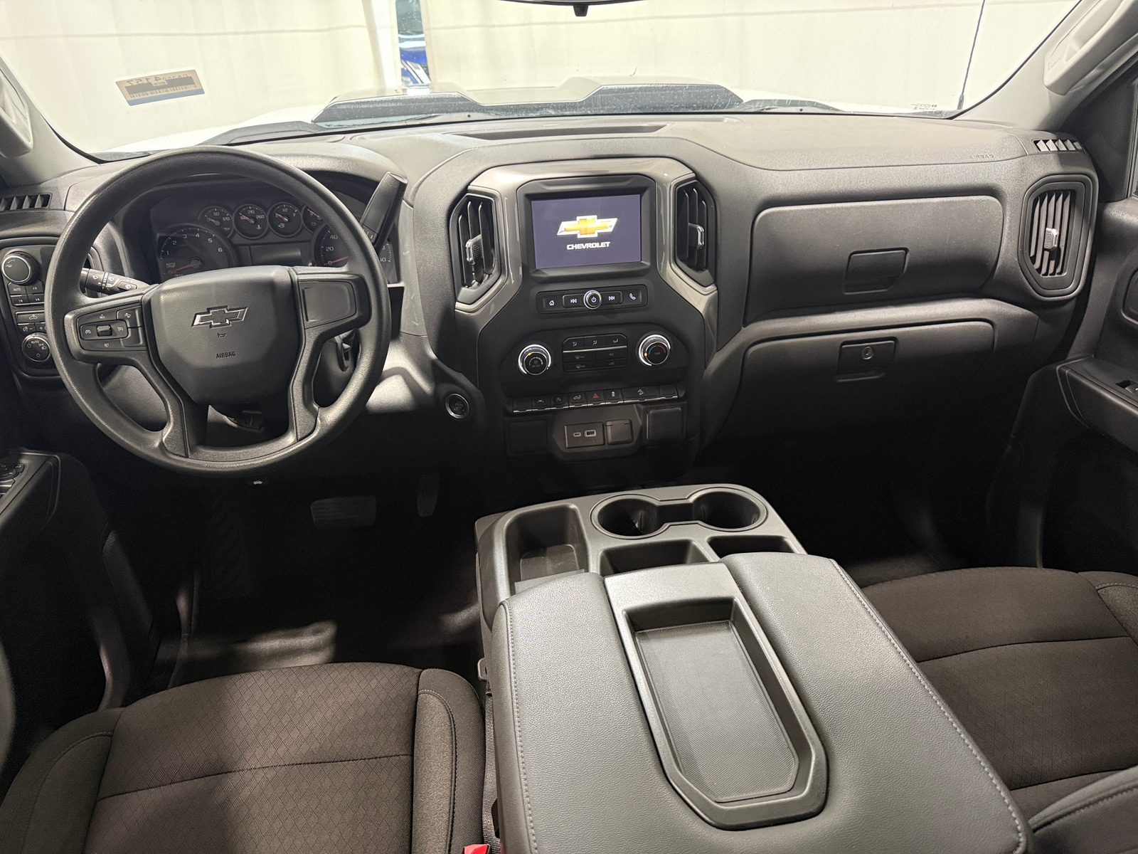 Thumbnail: 2024 Chevrolet Silverado 1500 - 3