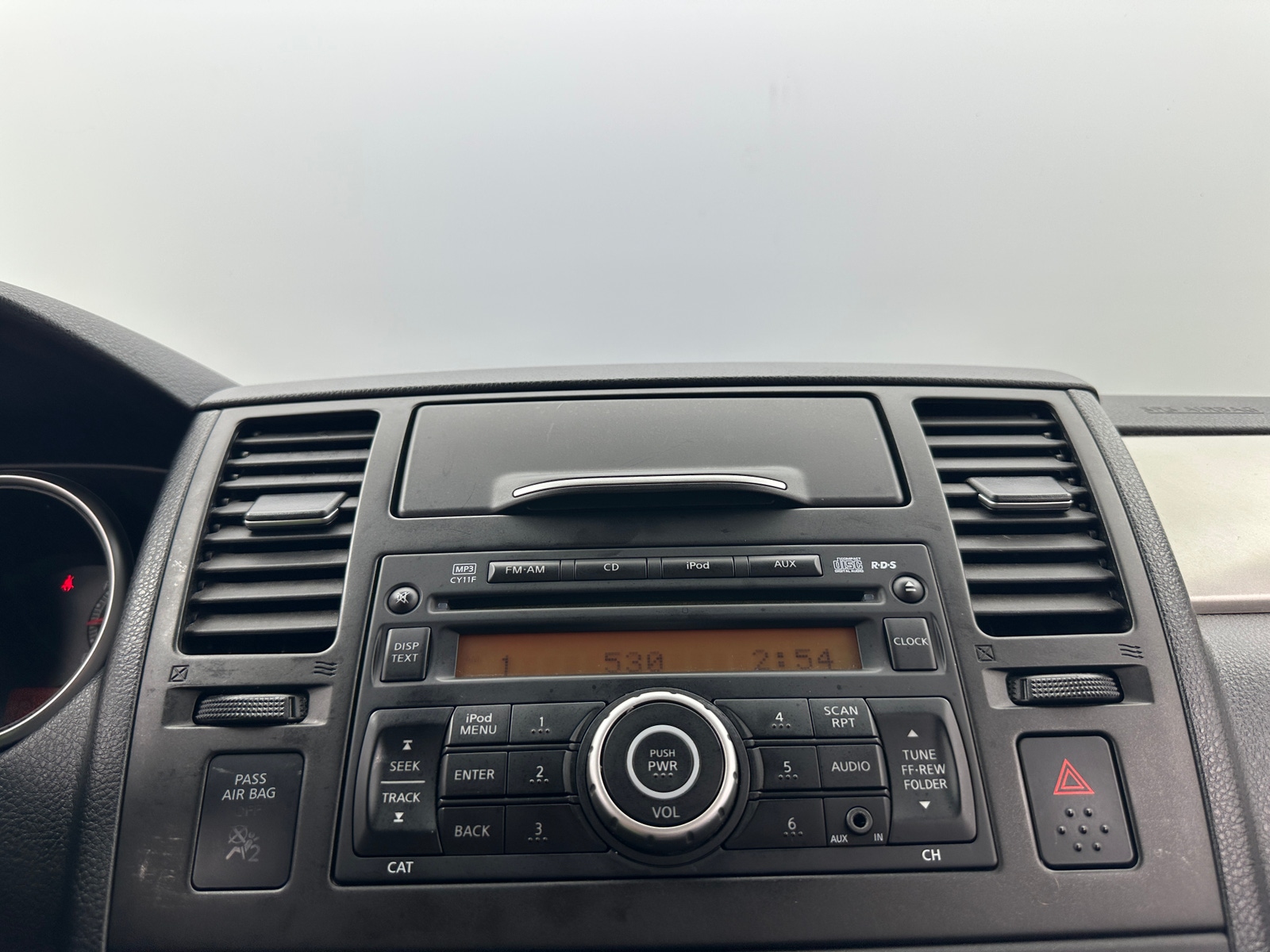 Thumbnail: 2011 Nissan Versa - 4