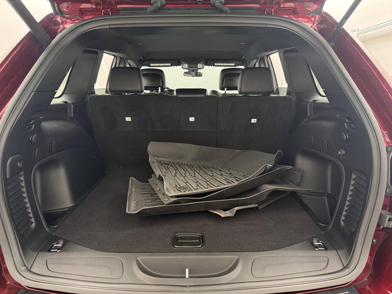 Thumbnail: 2021 Jeep Grand Cherokee - 7