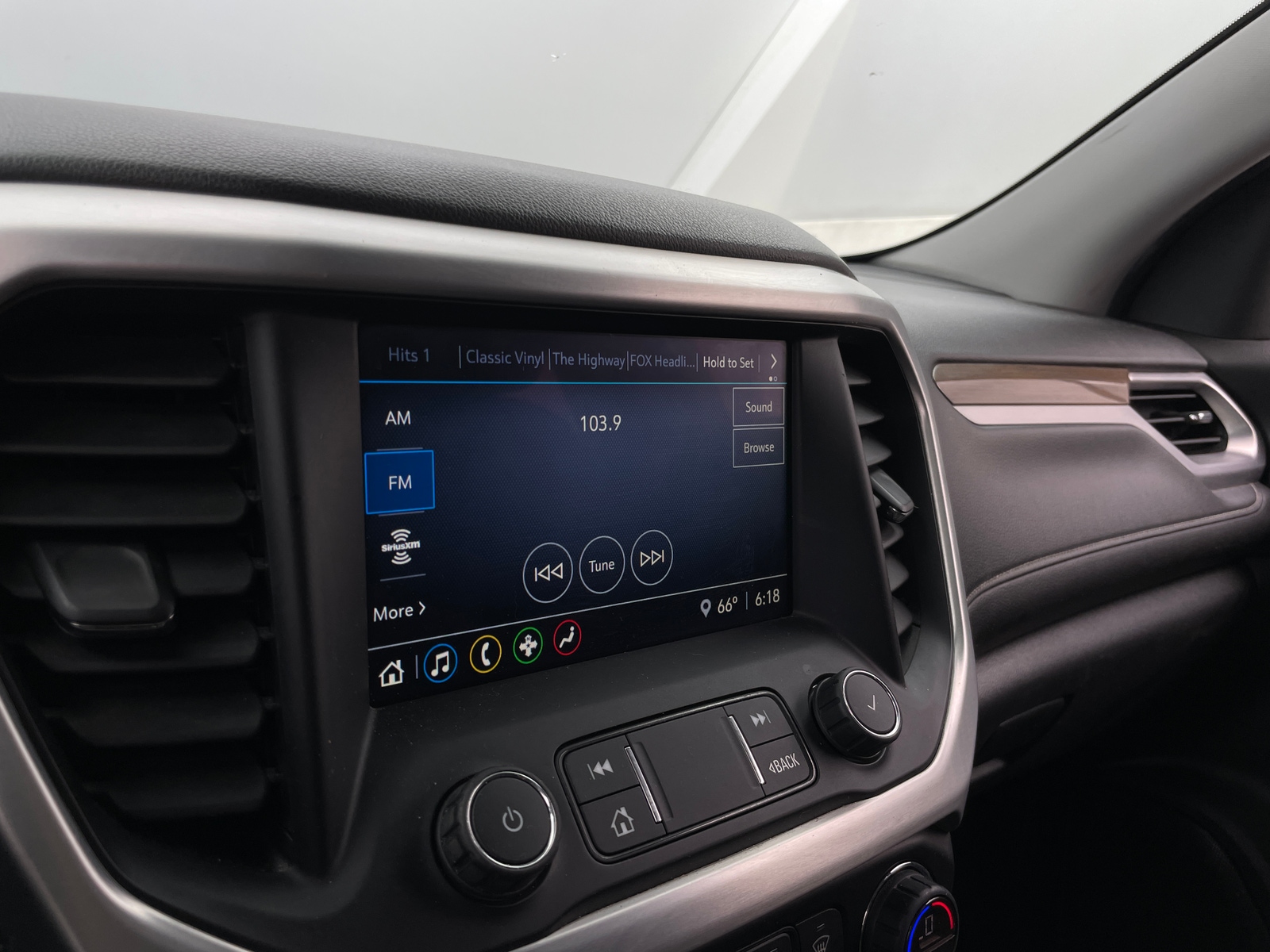 Thumbnail: 2021 GMC Acadia - 4
