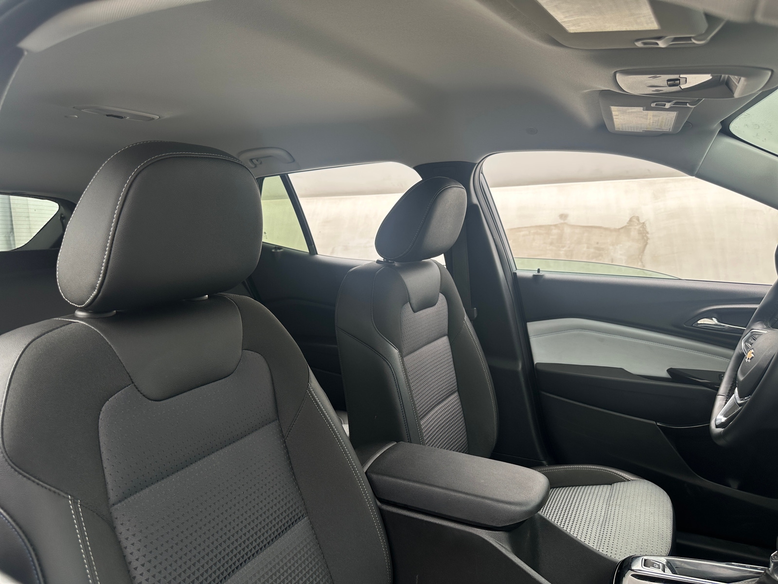 Thumbnail: 2025 Chevrolet Trax - 2